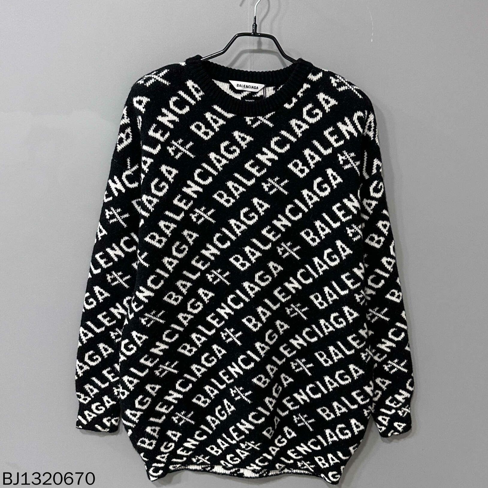 Balenciaga Balenciaga Year of Ox Limited Logo Knit Size XS / US 0-2 / IT 36-38 - 1 Thumbnail