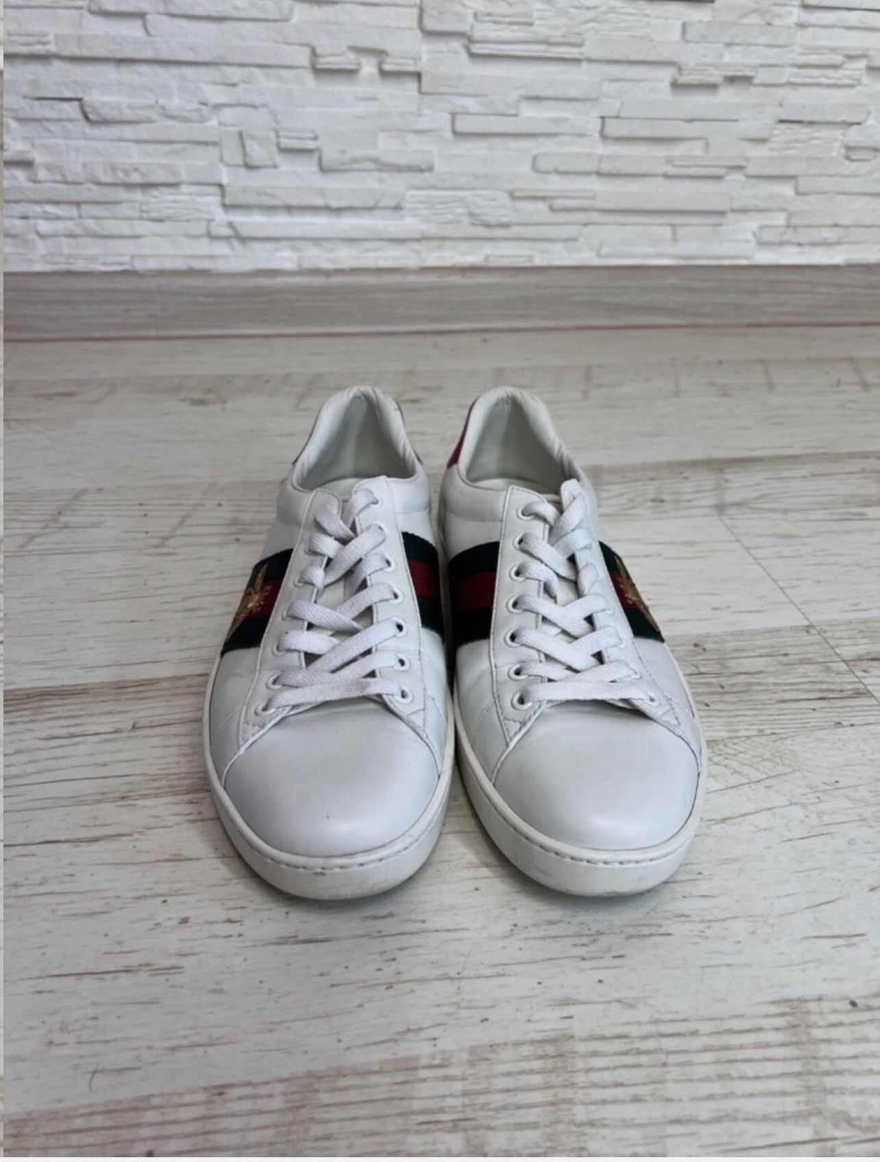 Gucci Gucci Ace Leather Sneakers Bee Embroidery Size 7.5 Designer Size US 8 / EU 41 - 2 Thumbnail