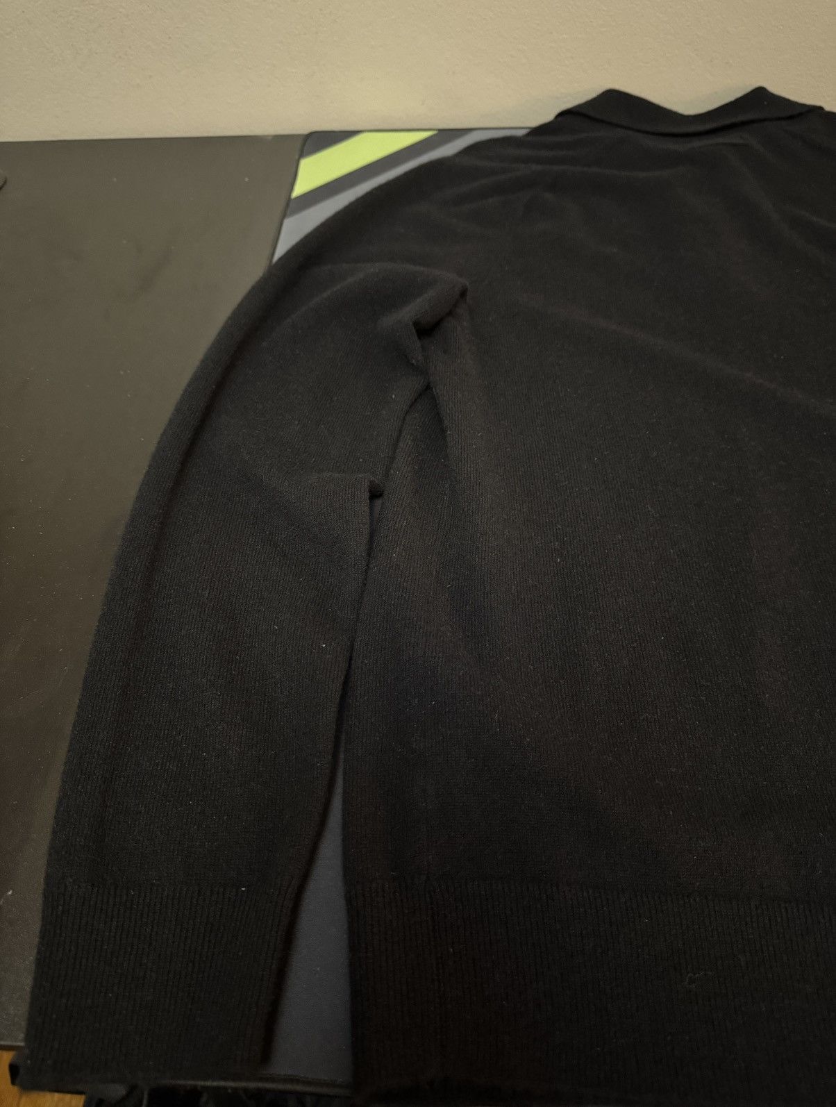 Banana Republic Banana Republic Long Sleeve Cashmere Shirt Sweater Black Size US S / EU 44-46 / 1 - 11 Thumbnail