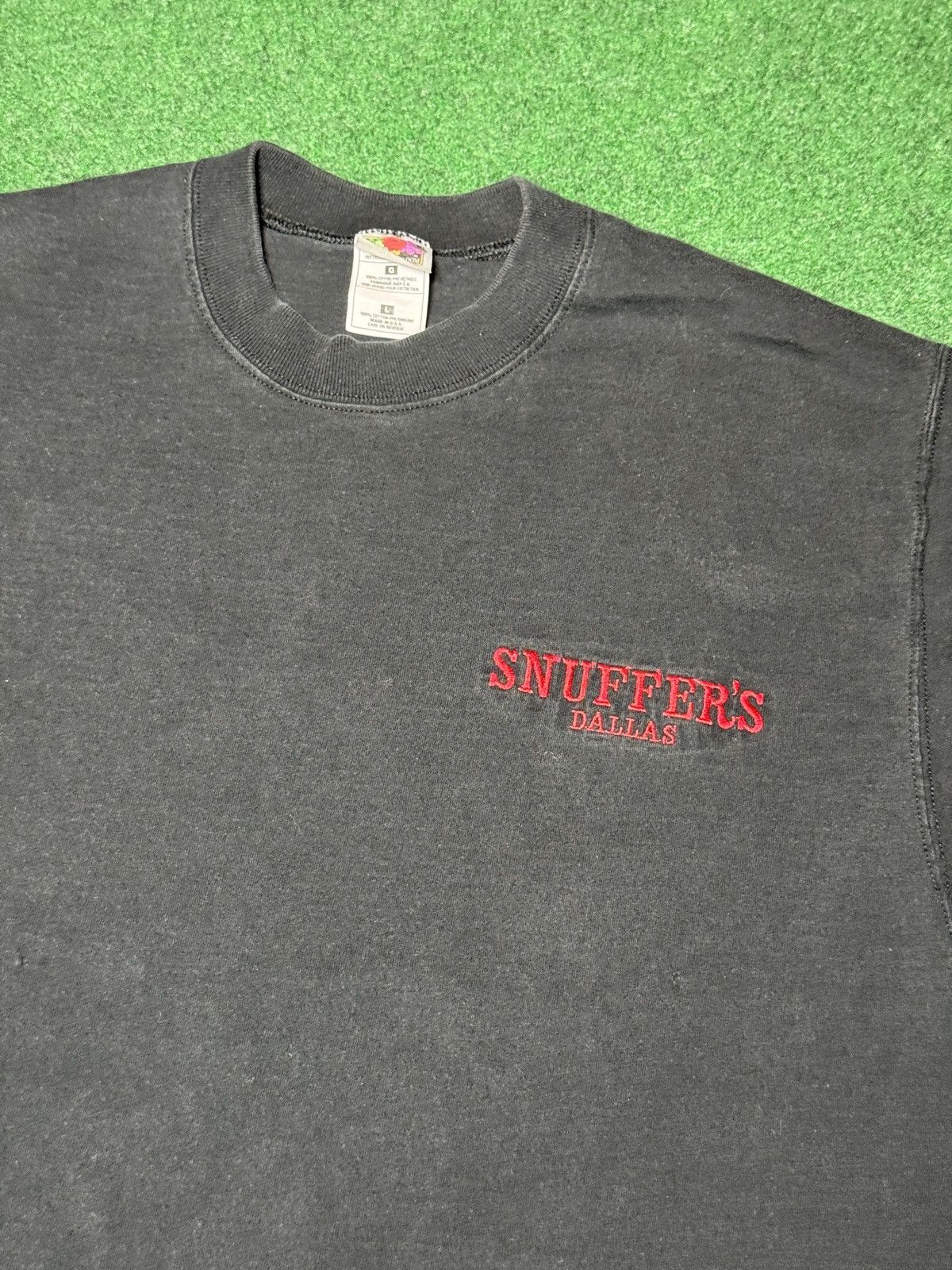 Fruit Of The Loom × Vintage Vtg 90s Snuffer’s Local Dallas Restaurant Cropped T Shirt Size US L / EU 52-54 / 3 - 2 Thumbnail