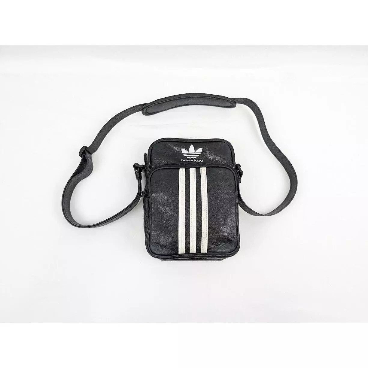 Adidas × Balenciaga o1rshd1 Size:OS / Messenger Crossbody Bag in Black/White Size ONE SIZE - 1 Thumbnail