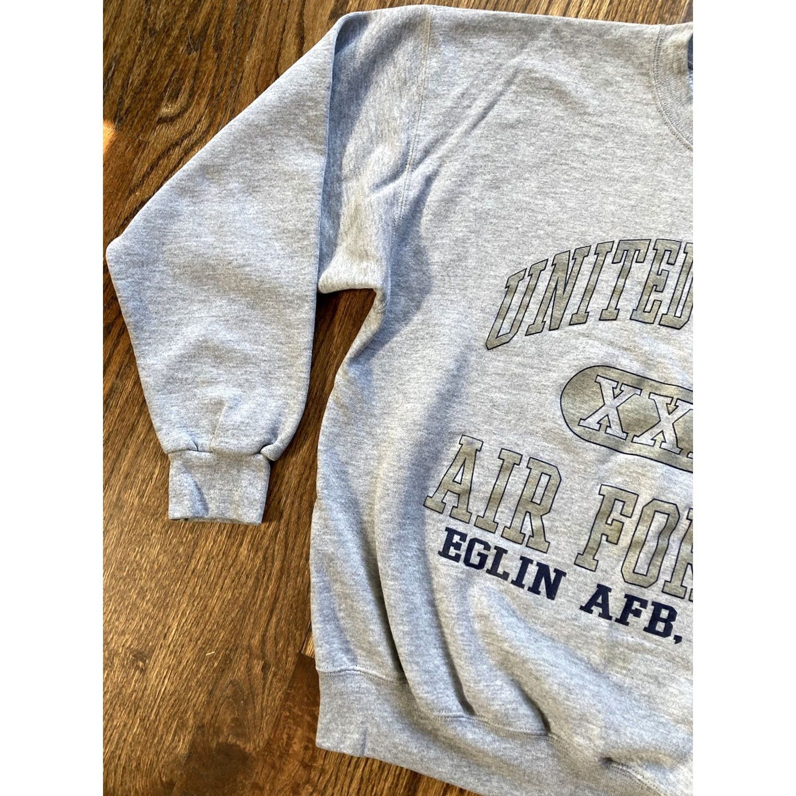 Soffe VINTAGE Soffe Sweatshirt Mens Large 90s Gray Pullover Florida USAF Eglin Air Force Base Shirt Size US L / EU 52-54 / 3 - 2 Thumbnail