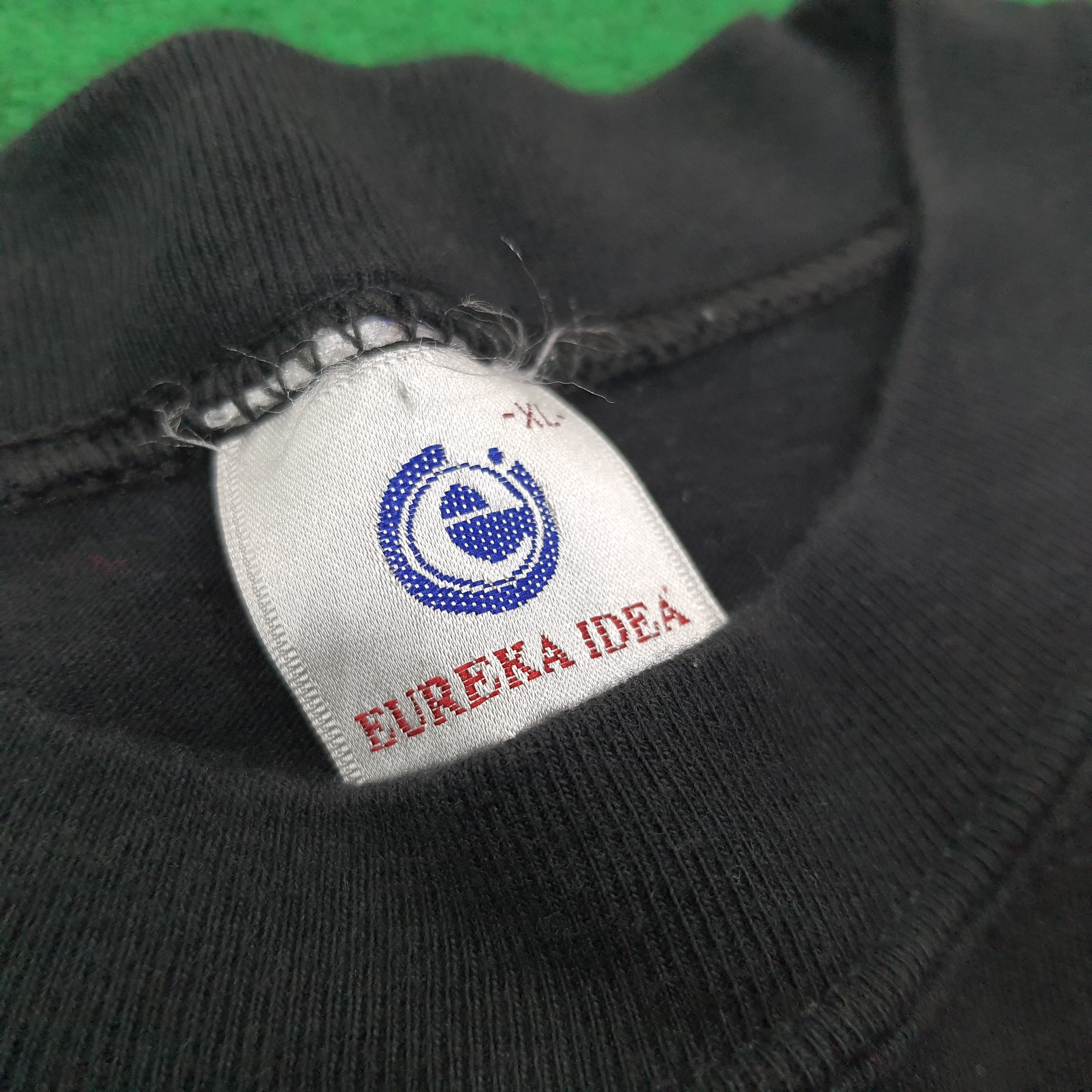 Vintage Vintage Castrol BMW WilliamF1 Team Automobile Tshirt C267N52 Size US L / EU 52-54 / 3 - 5 Thumbnail