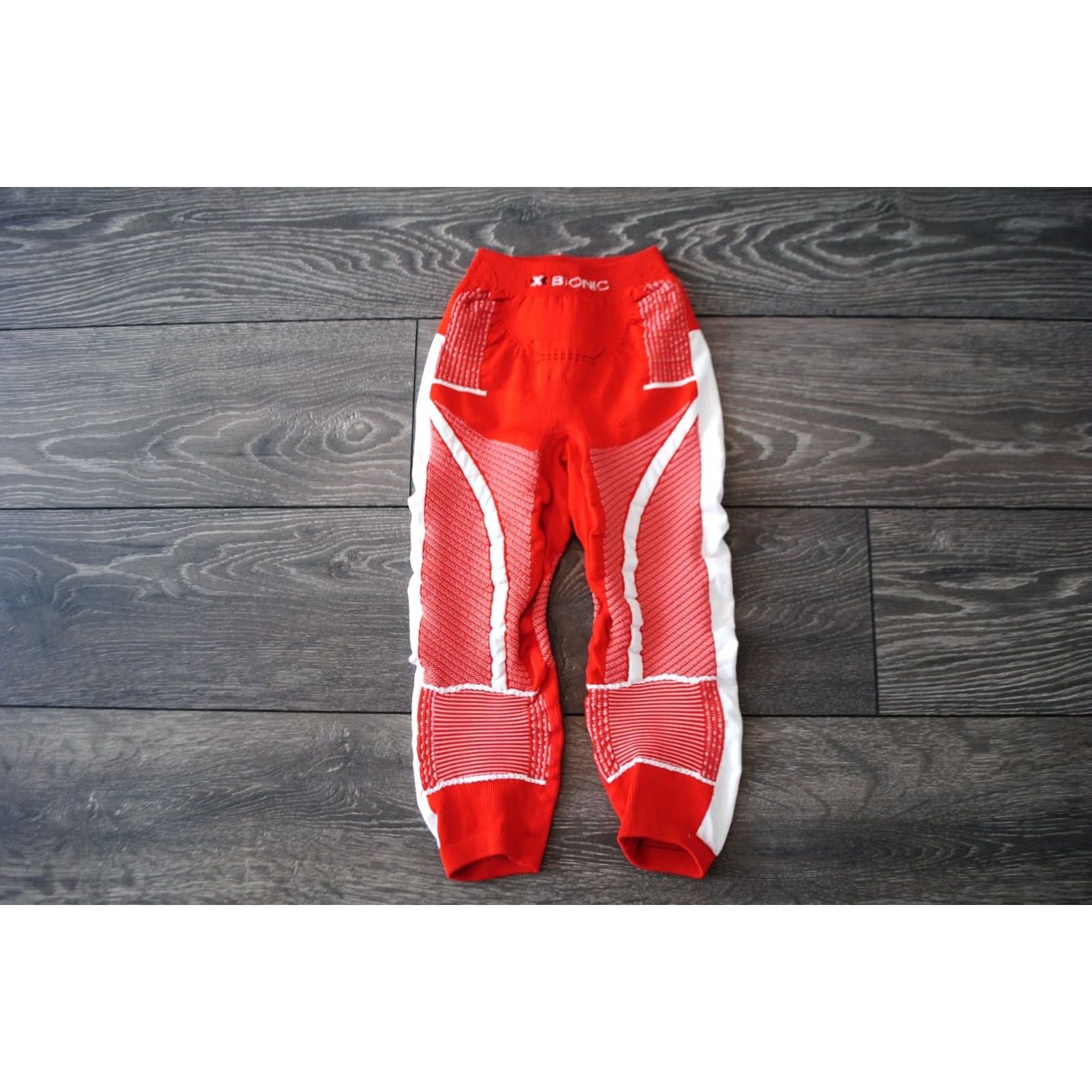 Vintage X-BIONIC ENERGY ACCUMULATOR 4.0 PATRIOT SWITZERLAND 3/4 PANTS SHORTS ADULT XS, RED, Compression, Men, XS Size US 27 - 2 Thumbnail
