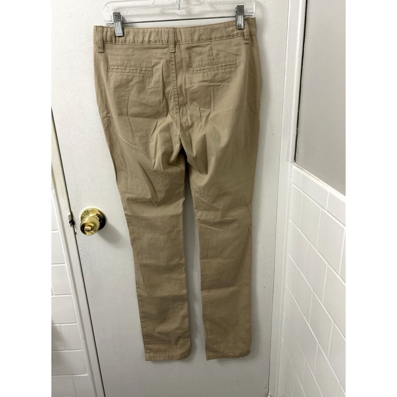 Old Navy Old Navy Pants Womens 16 Beige Skinny Khaki 30x31 Tan Chino Stretch Trousers NWT Size 38" / US 16 / IT 52 - 7 Thumbnail