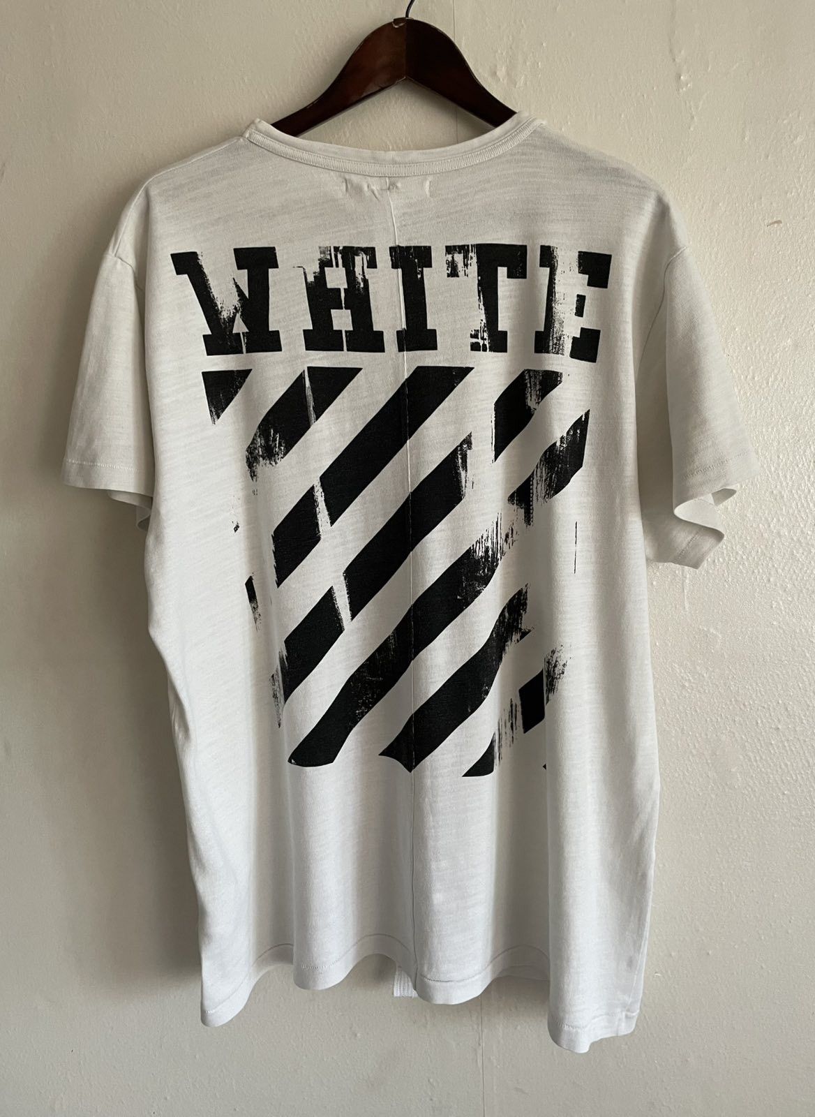 Off-White × Virgil Abloh Off-White Caravaggio Annunciation Faded Print Tee SS T-shirt Size US M / EU 48-50 / 2 - 2 Thumbnail