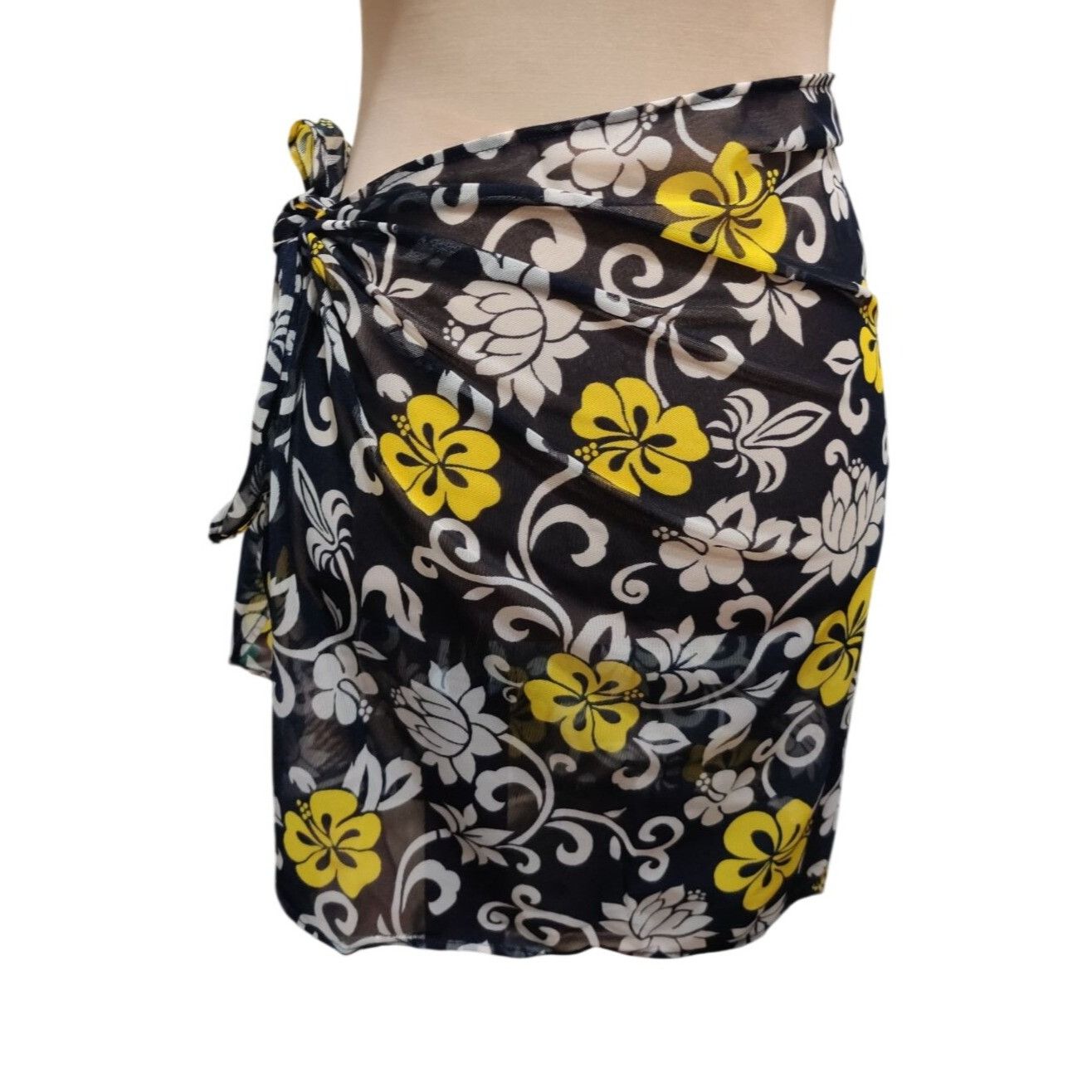 Vintage St John's Bay One Size Womens Black Yellow Sarong Floral Vin Size ONE SIZE - 1 Thumbnail