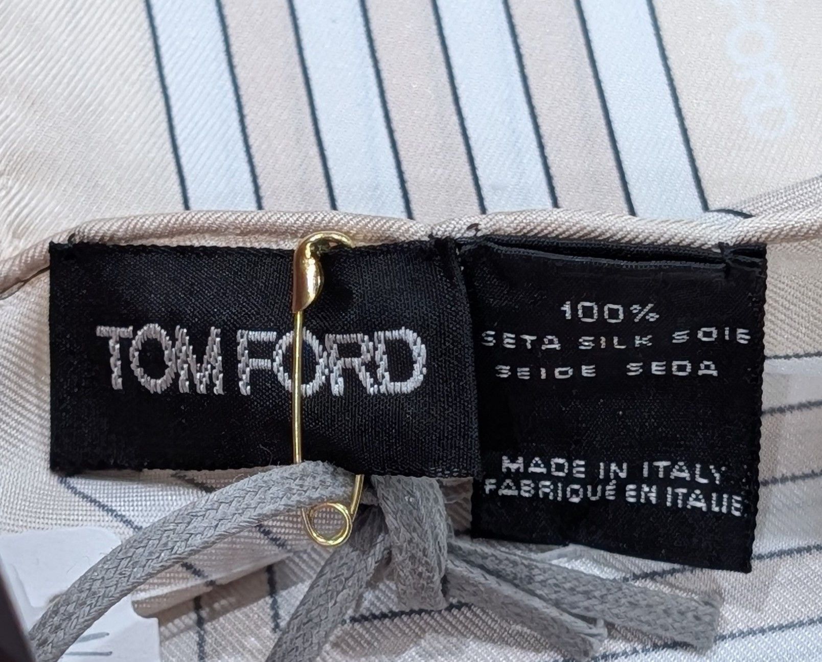 Tom Ford TOM FORD Multi-Frame Silk Pocket Square Cream/White Size ONE SIZE - 3 Thumbnail