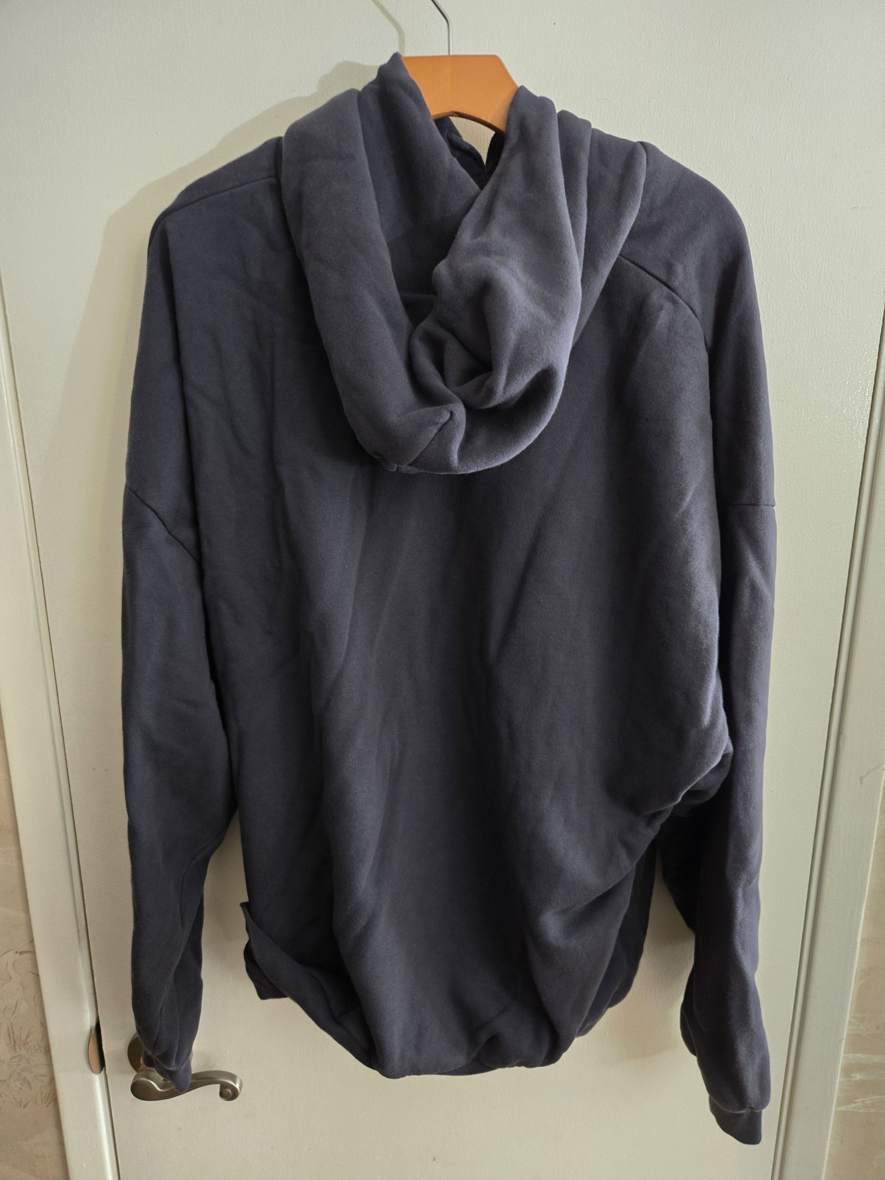 Gap × Yeezy Yeezy gap oversized pullover hoodie size large tapestry navy Size US L / EU 52-54 / 3 - 2 Thumbnail