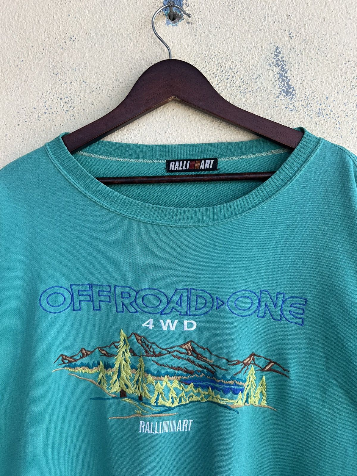 Other Vintage Ralli Art Off Road One FWD Sunfaded Sweatshirt Size US XL / EU 56 / 4 - 5 Thumbnail