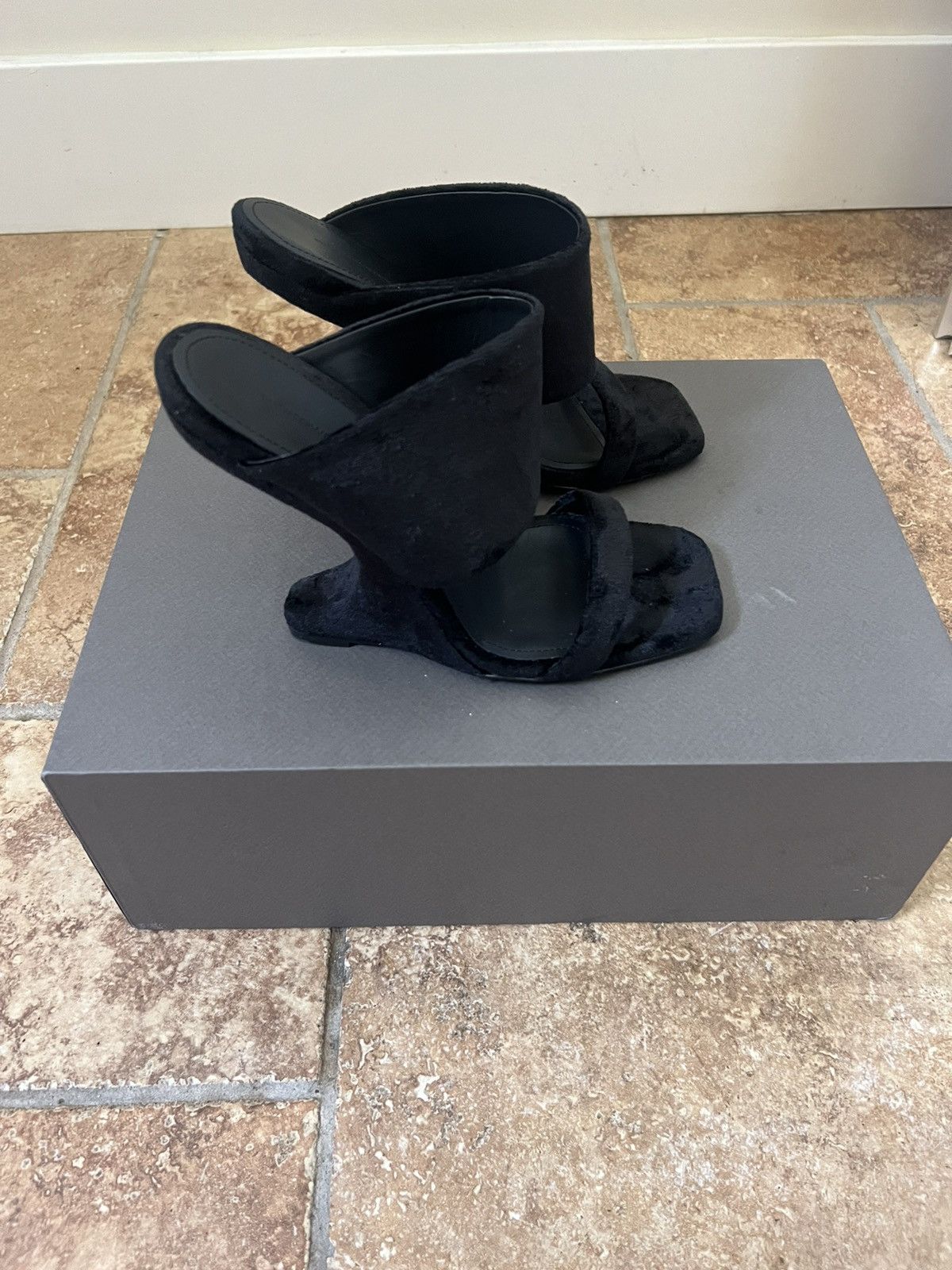 Designer × Rick Owens Rick Owens Women's Black Cantilever Suede Mules Size US 8 / IT 38 - 1 Thumbnail