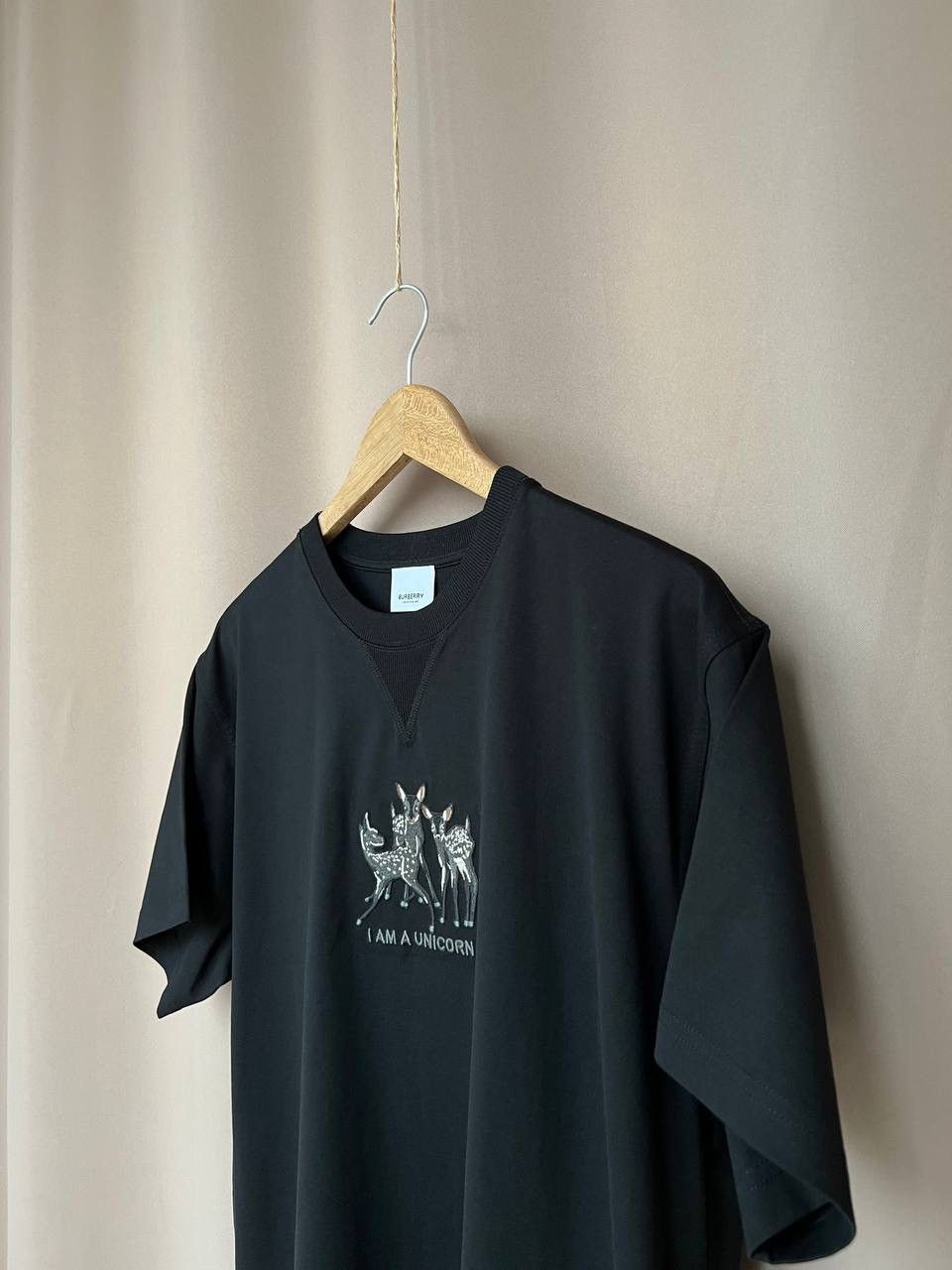 Burberry Burberry Brycen Unicorn T-Shirt Men Size S/M Oversized Size US S / EU 44-46 / 1 - 4 Thumbnail