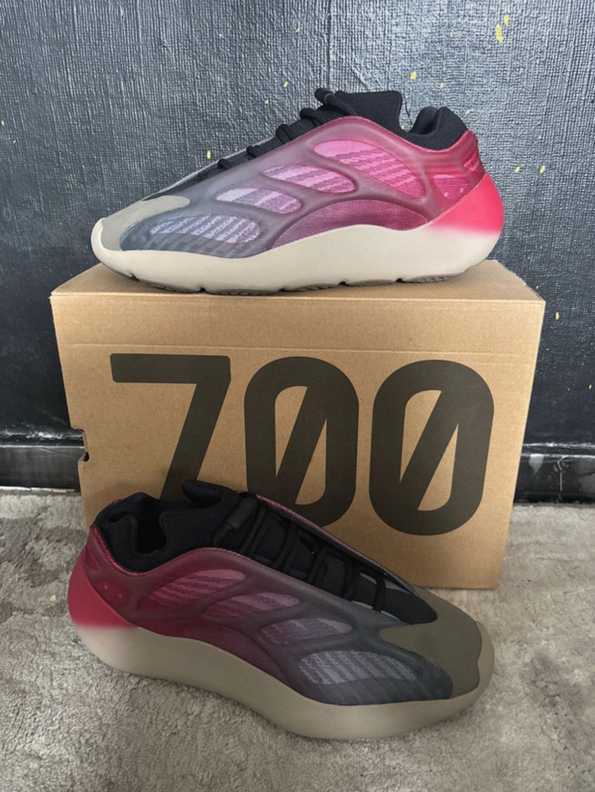 Yeezy 700 V3 Fadcar Boost Men's Streetwear Sneaker