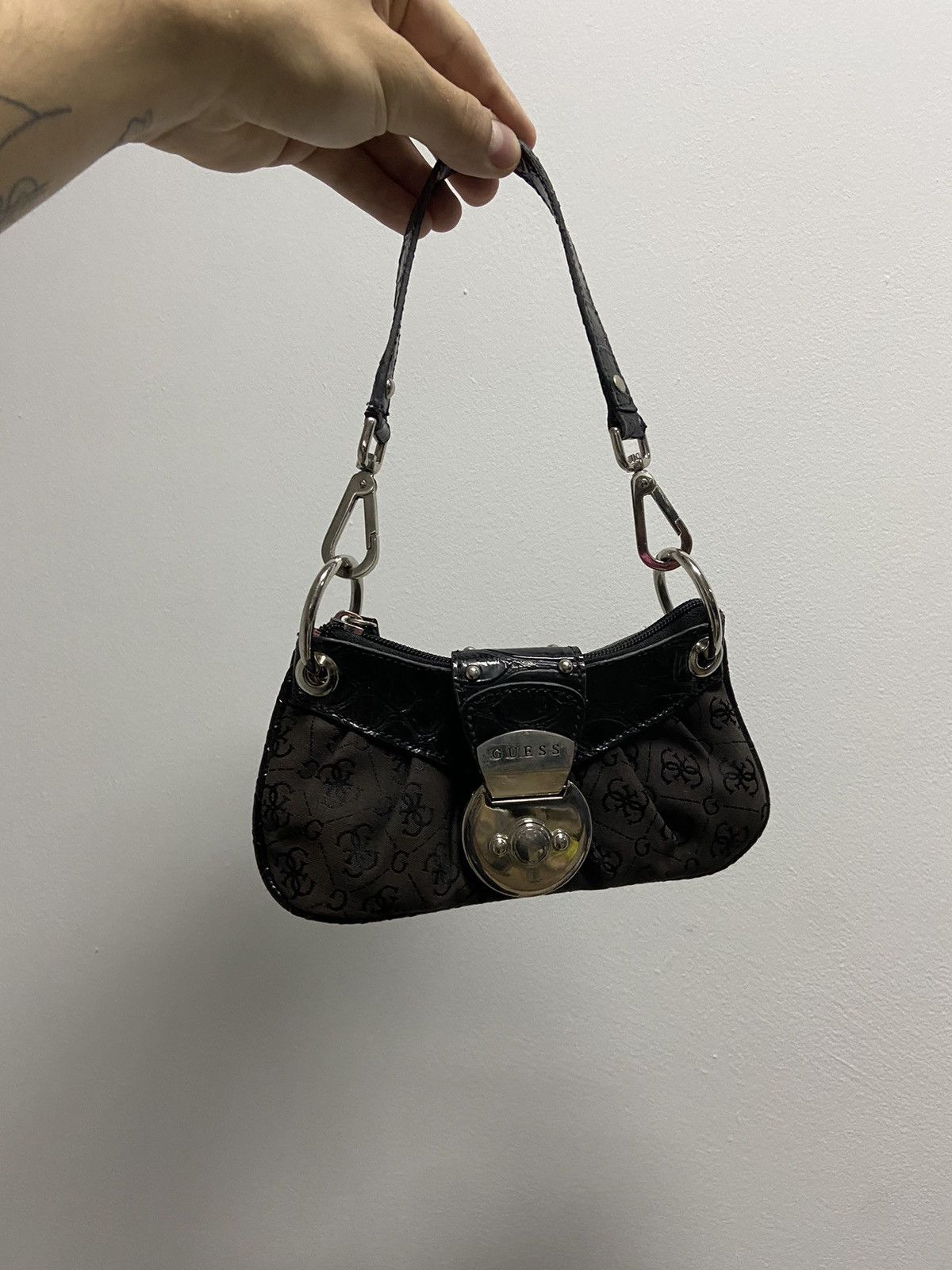 Guess Vintage small Bag monogram logo