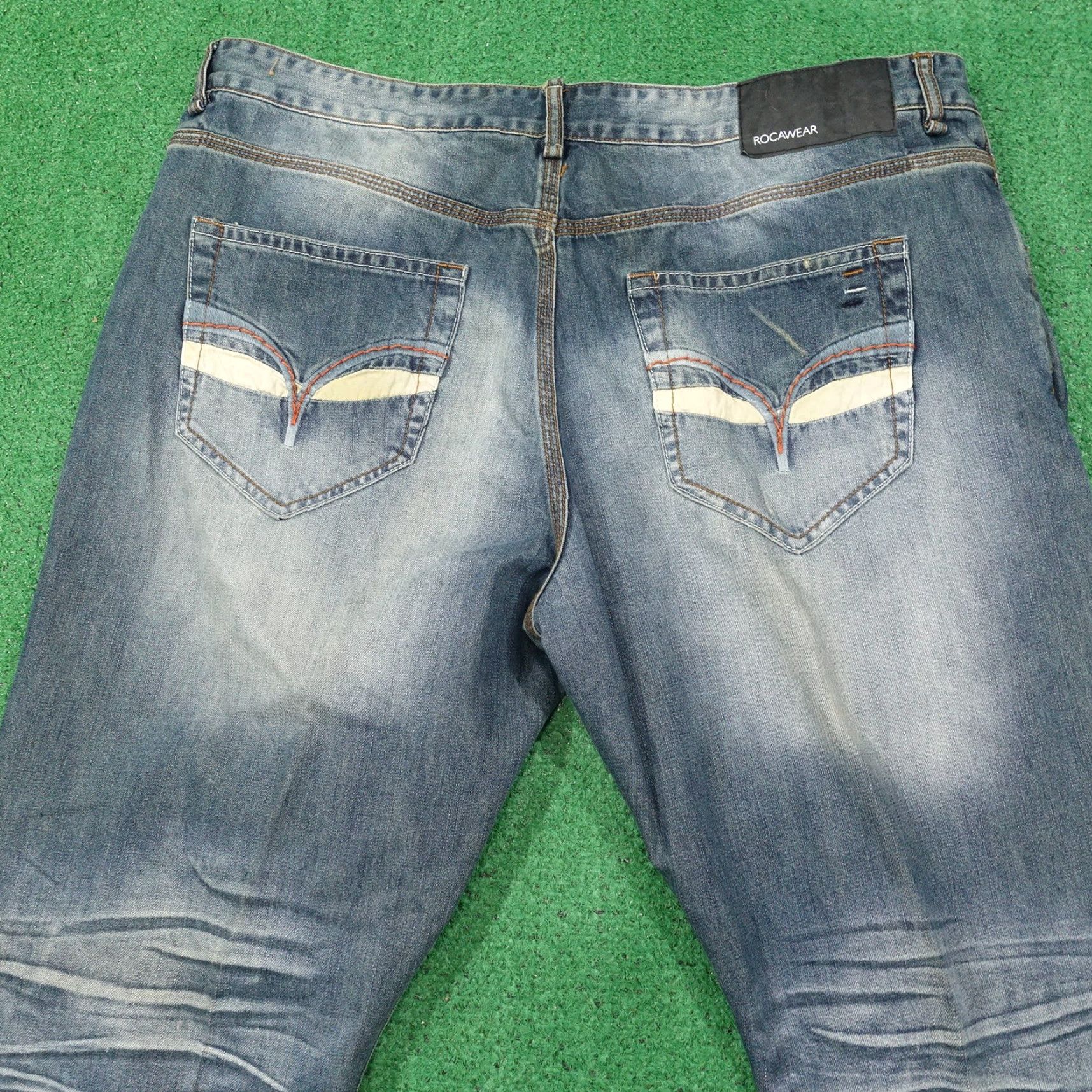 Rocawear Vintage Rocawear Relaxed Fit Denim Jeans Size 42 Blue Hip-Hop Style Men’s 33.5 Inseam Size US 42 / EU 58 - 7 Thumbnail