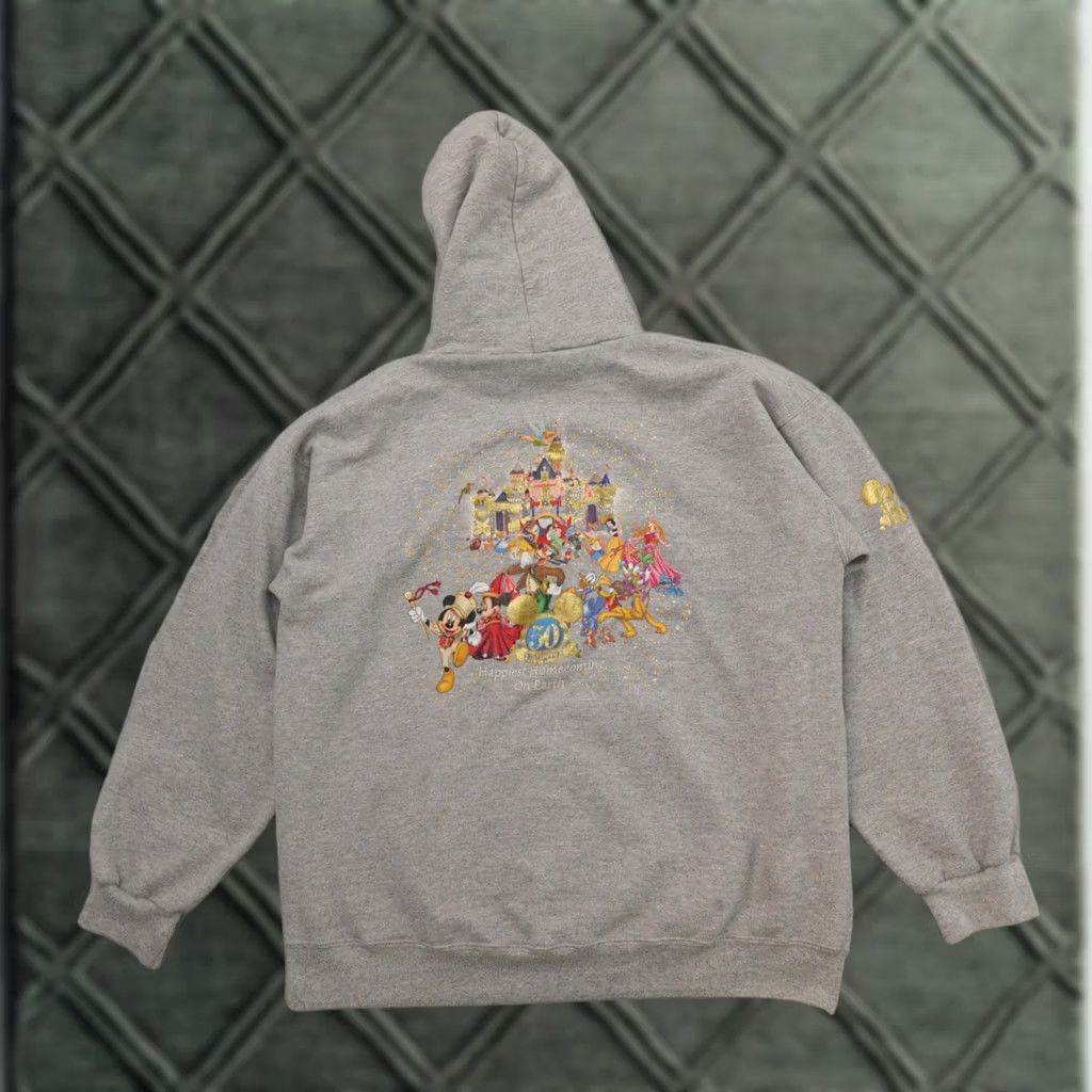 Disney Walt Disney World 50th Anniversary Disney XL Pullover Sweatshirt Gray Sweatshirt Mens XL 50th Anniversary Measures in Pictures Size US XL / EU 56 / 4 - 1 Thumbnail