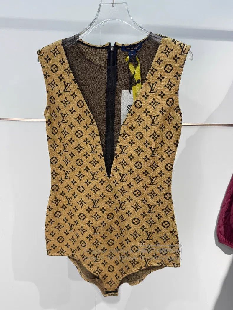 Louis Vuitton Louis Vuitton Presbytage plunging dress Size S / US 4 / IT 40 - 1 Thumbnail