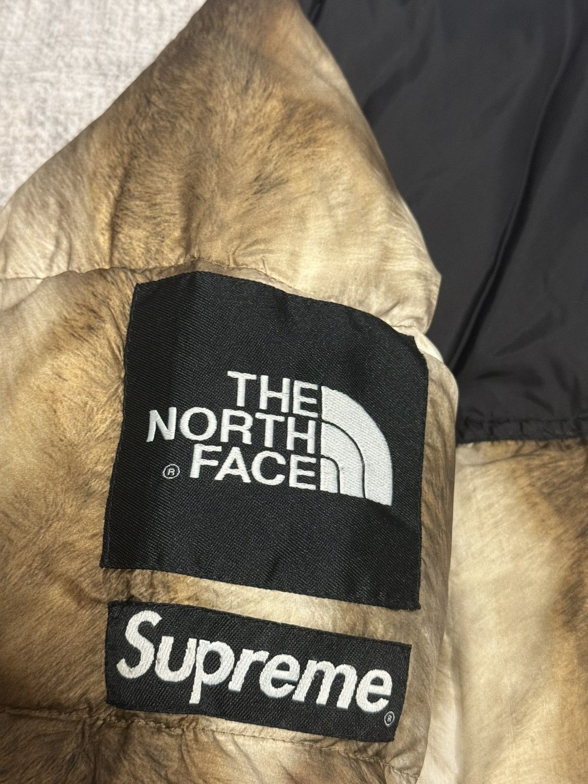 Supreme × The North Face Supreme tnf North face Fur print nuptse jacket Size US M / EU 48-50 / 2 - 2 Thumbnail