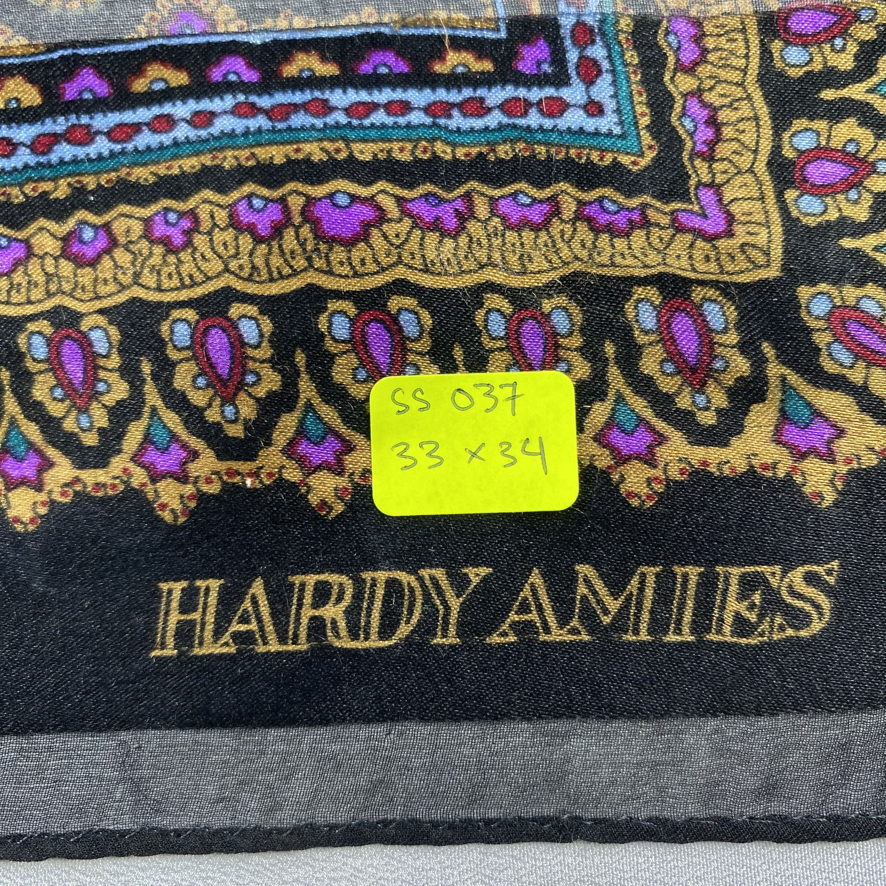 Hardy Amies × Japanese Brand × Vintage Vintage Hardy Amies Silk Scarf Hand Rolled Floral SS037 Size ONE SIZE - 8 Thumbnail