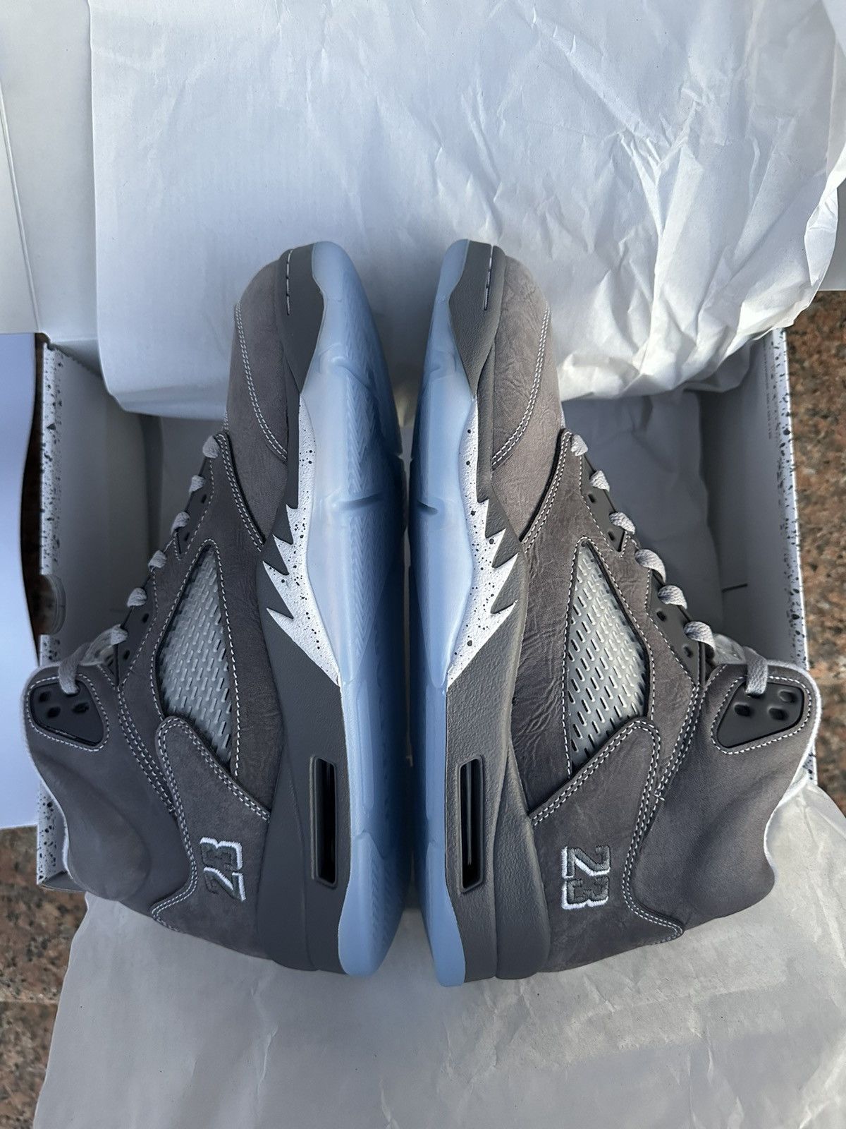 Jordan Brand Jordan Retro 5 Wolf Grey Size 11 MEN Size US 10 / EU 43 - 3 Thumbnail