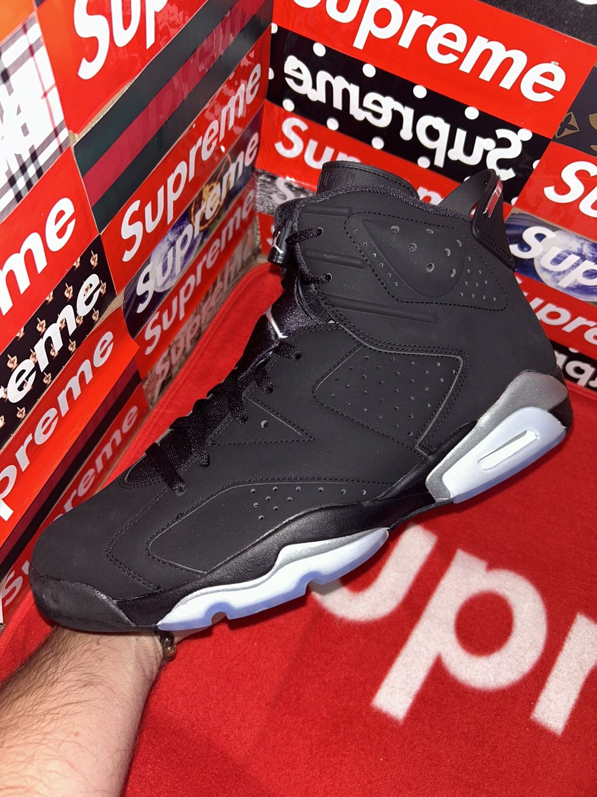 Jordan Brand Jordan 6 Retro Chrome Metallic Silver DX2836-001 size 13 Size US 13 / EU 46 - 6 Thumbnail