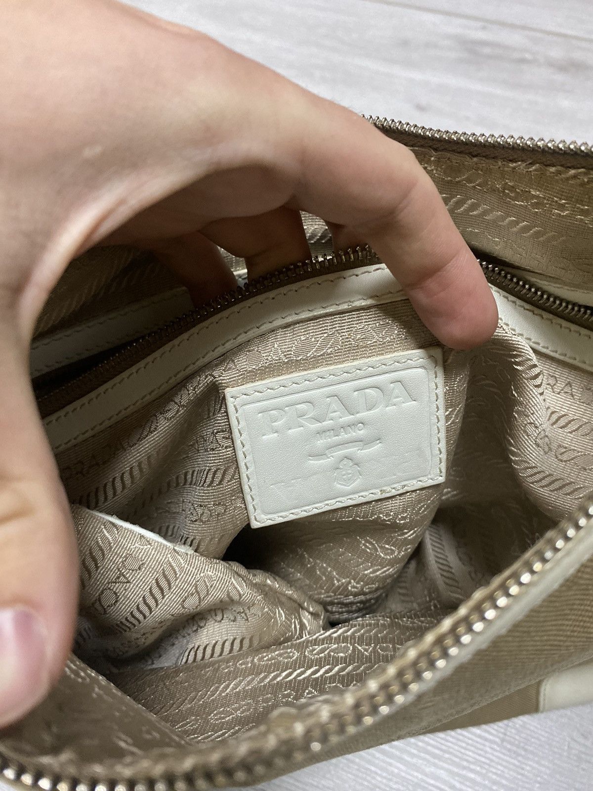 Prada Prada Milano big logo shoulder bag Size ONE SIZE - 8 Thumbnail