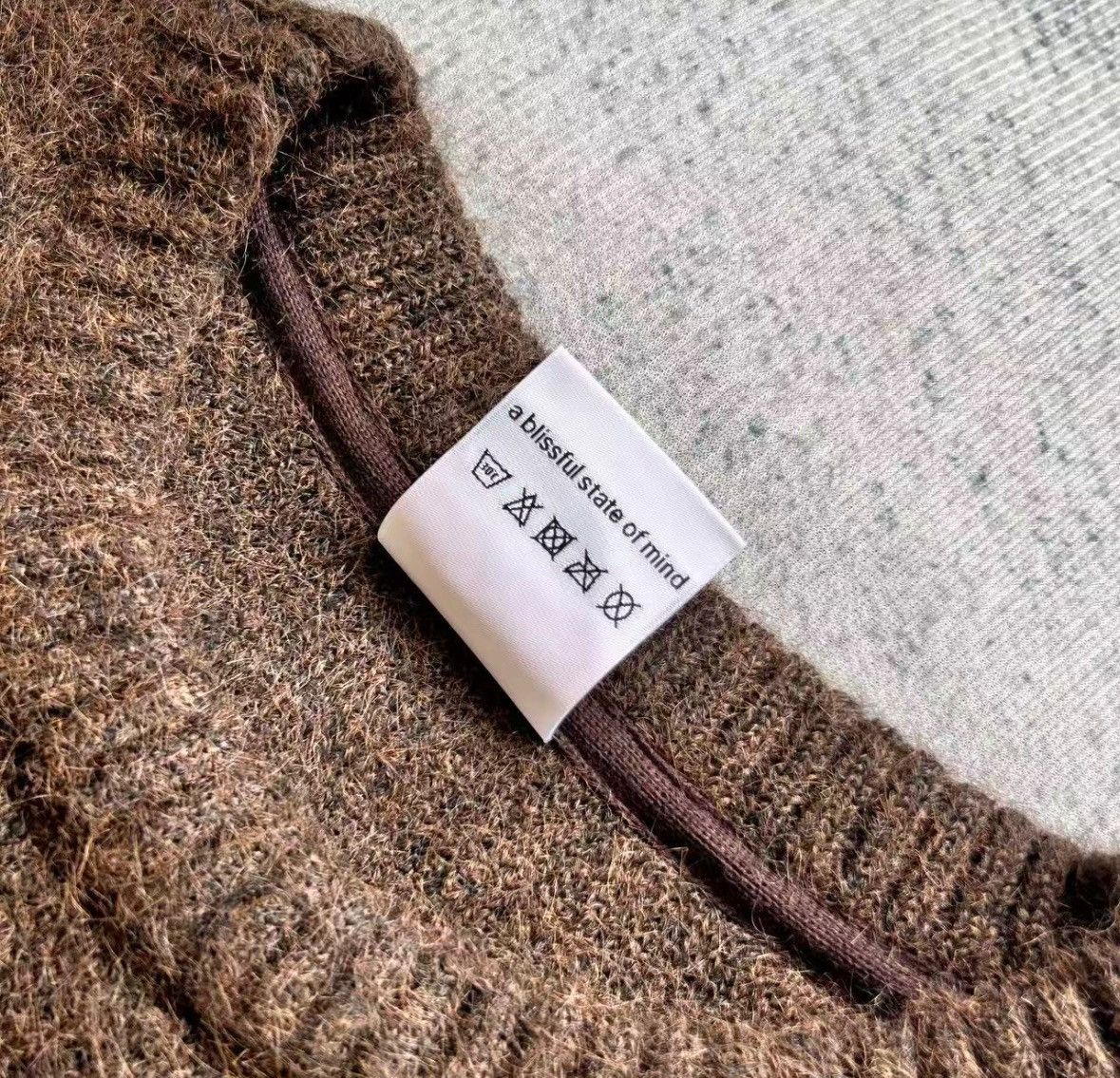 Other Elysian mohair knit sweater chocolate M Size US M / EU 48-50 / 2 - 9 Thumbnail