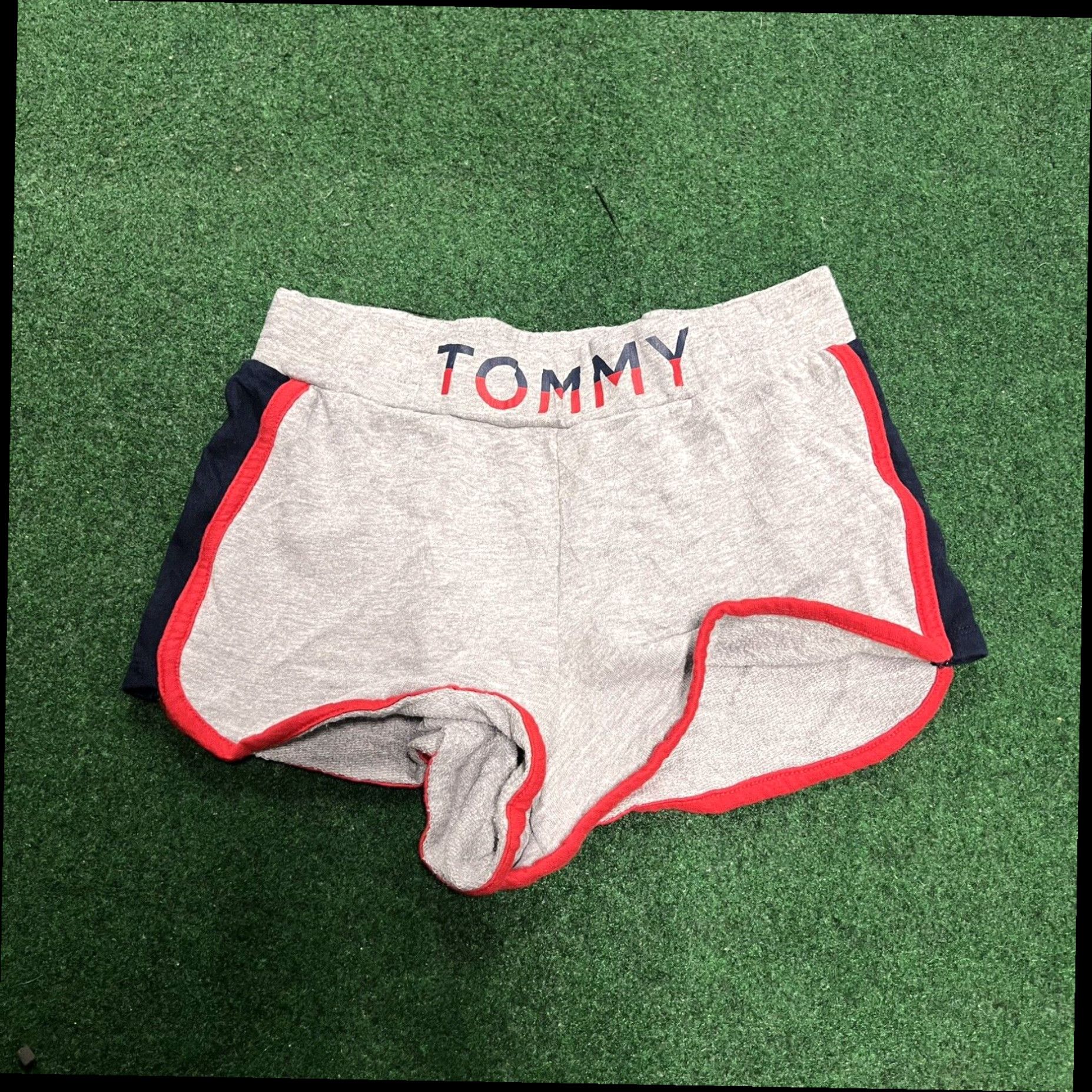 Tommy Hilfiger Tommy Hilfiger Cotton-Poly Blend Shorts, Elastic Waist X-Small Summer Short Size 26" / US 2 / IT 38 - 1 Thumbnail