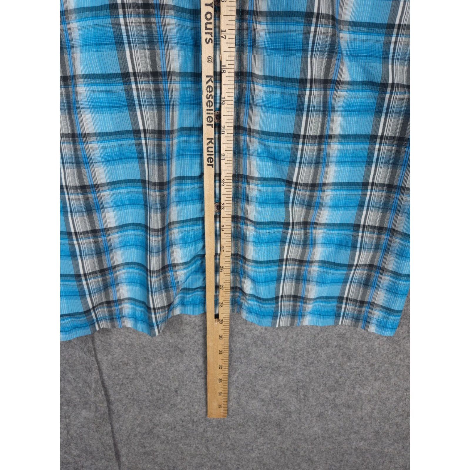 Vintage Kuhl Eluxur Shirt Men's Small Blue Plaid Button Up Short Sleeve UPF 30 Poly Size US S / EU 44-46 / 1 - 5 Thumbnail