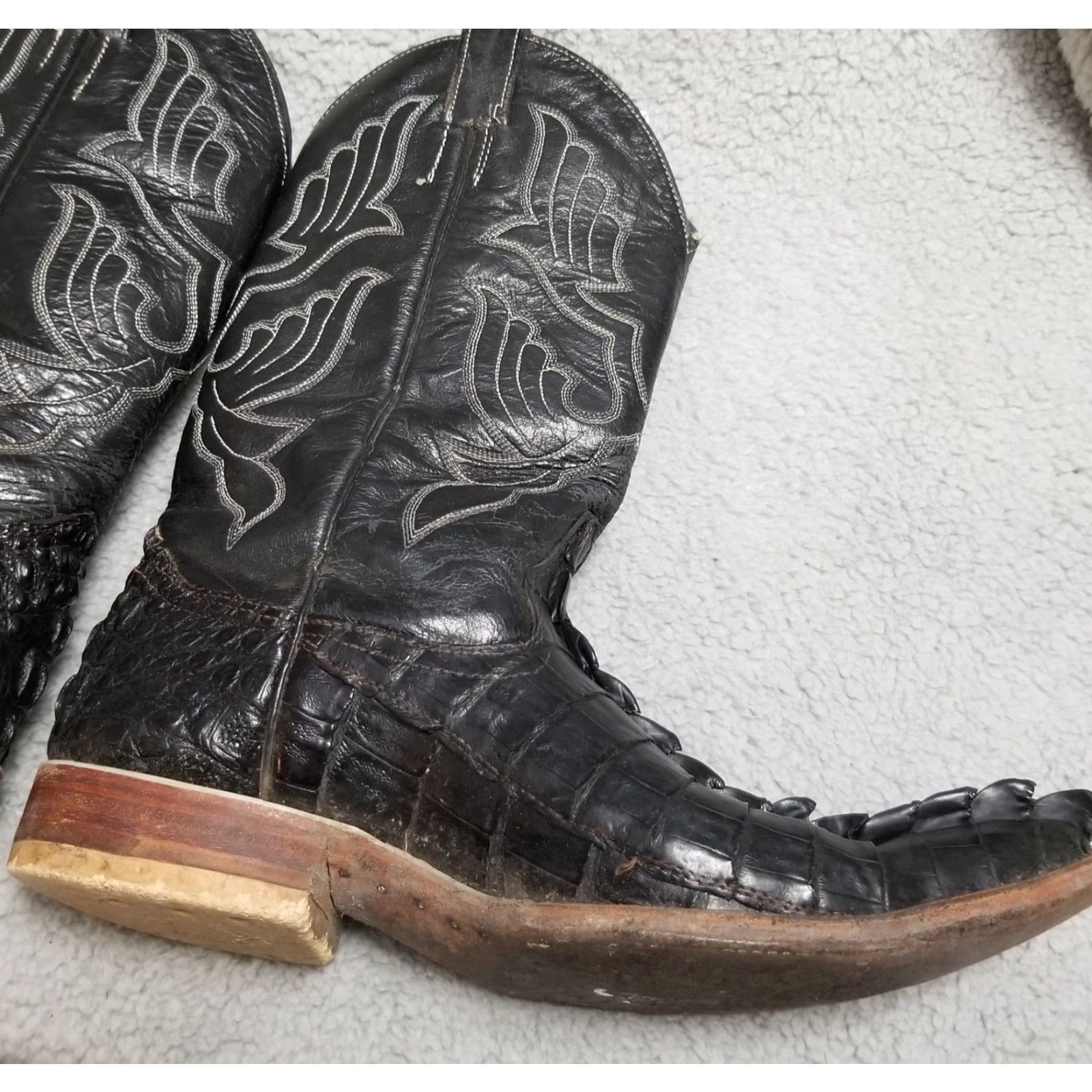 Vintage Vintage Mens Cowboy Boots Size 8.5 Black Alligator Leather Western Rodeo 90s Size US 9 / EU 42 - 4 Thumbnail