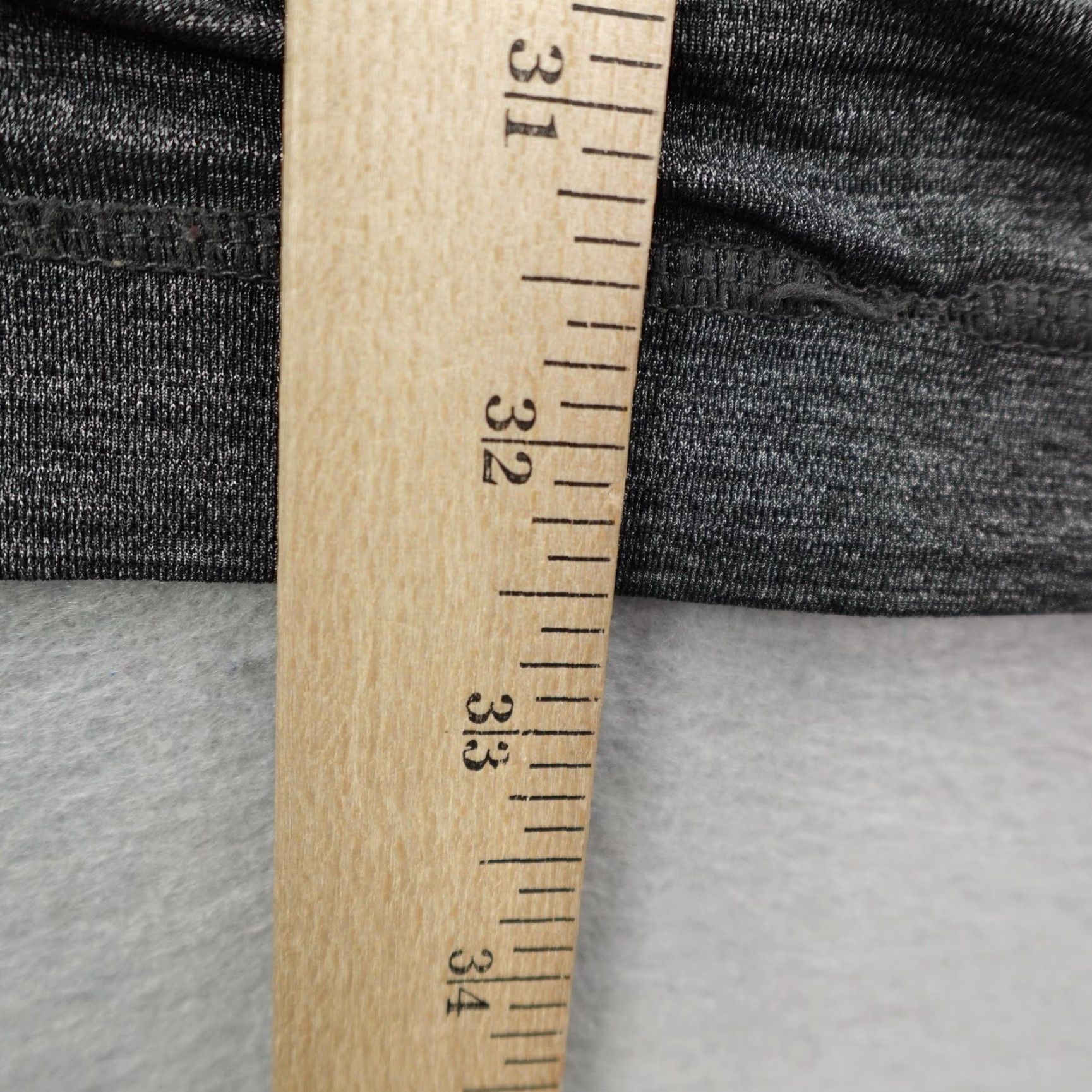 Lululemon Lululemon Shirt Mens Large Gray Lightweight Performance Athletic Workout Gym Size US L / EU 52-54 / 3 - 6 Thumbnail