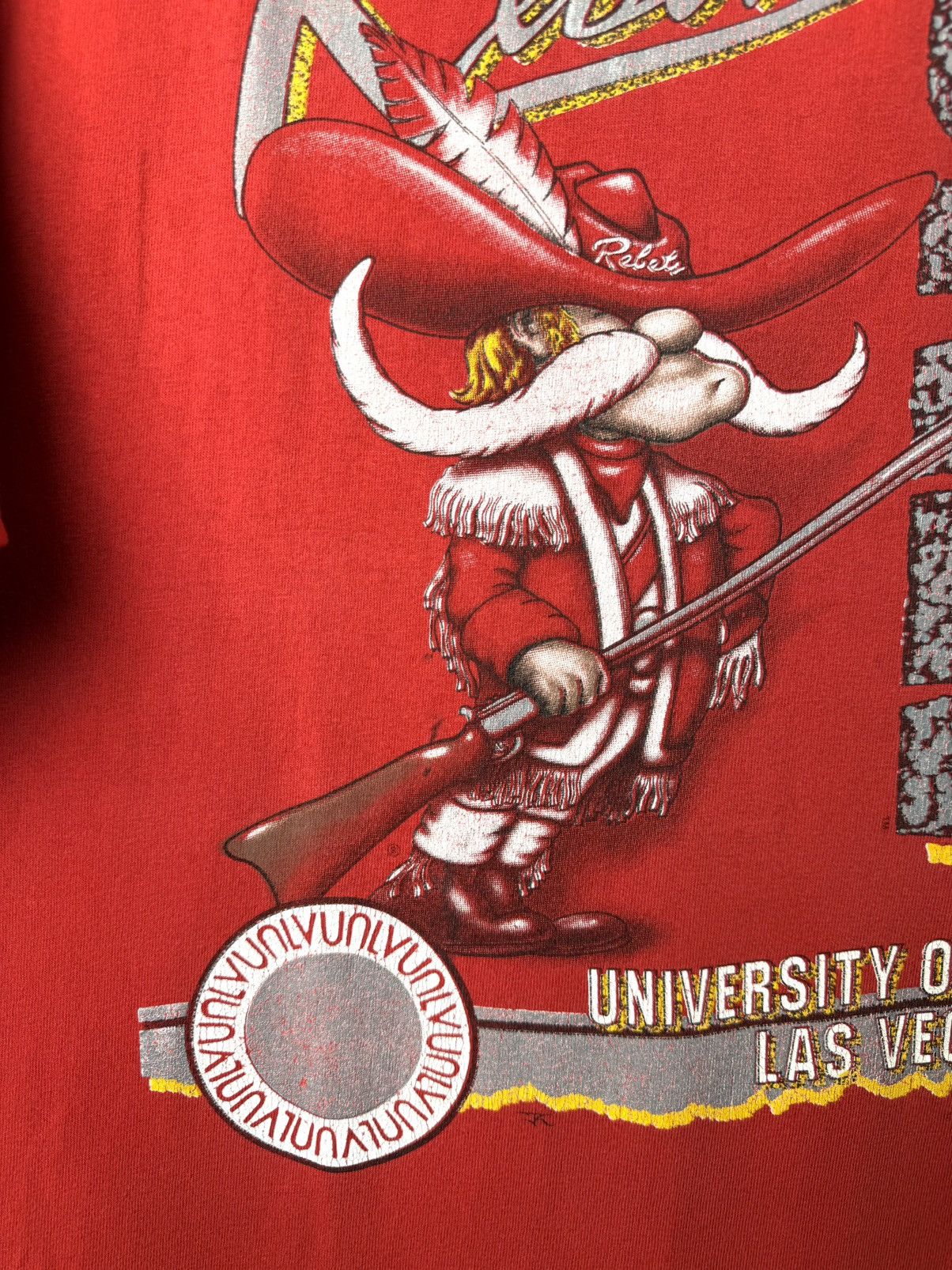 Vintage 1990’s UNLV Rebels Nevada Las Vegas T Shirt Size US XL / EU 56 / 4 - 3 Thumbnail