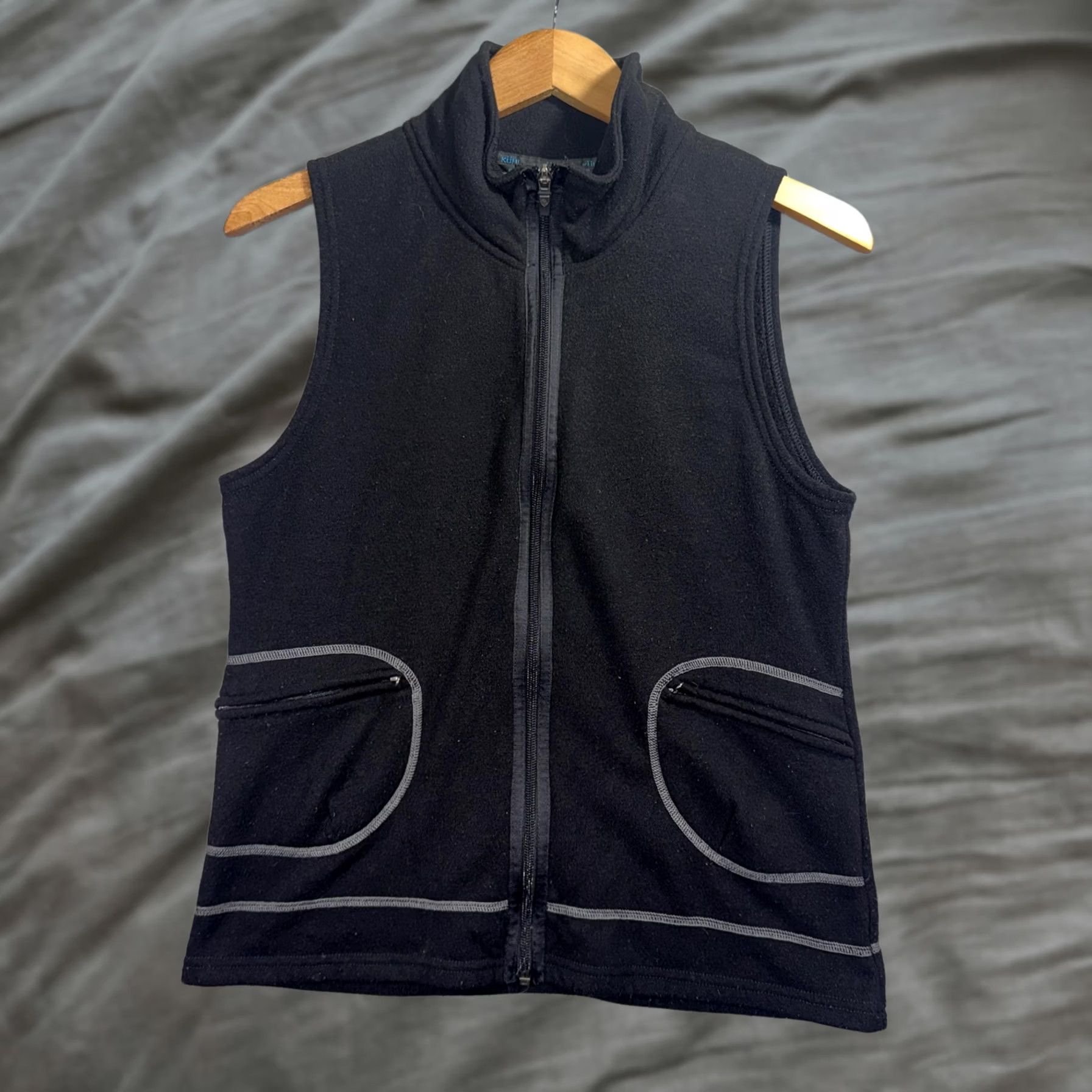 Layer 8 Kuhl Vest Womens Medium Black Kashmira Fleece Full Zip Pockets Outdoor Layer Complete Zip Casual Travel Wear Mens? Size M / US 6-8 / IT 42-44 - 1 Thumbnail