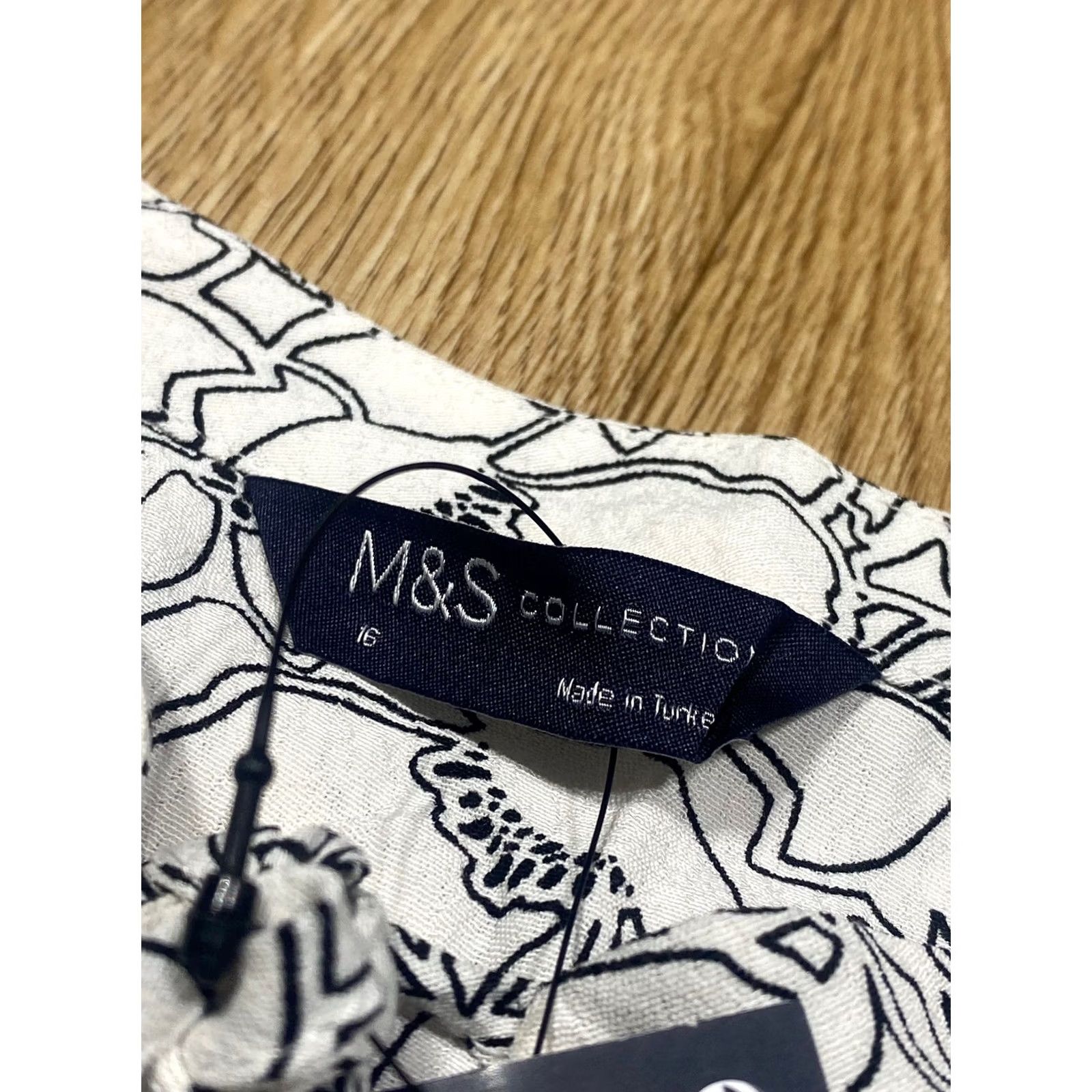 Marks & Spencer VINTAGE? No. Size XXL / US 16-18 / IT 52-54 - 7 Thumbnail