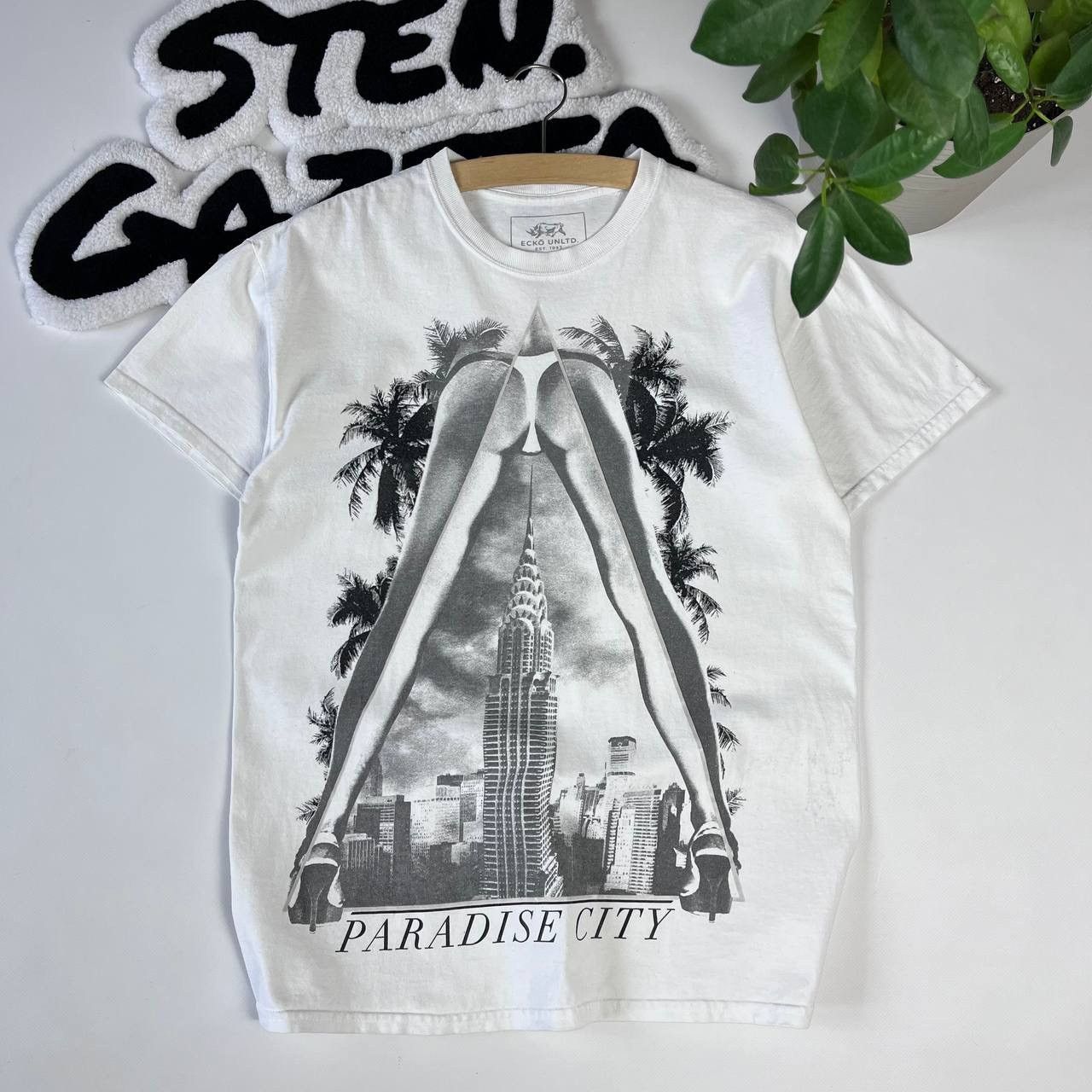 Ecko Unltd. × Rap Tees Ecko Unltd T Shirt Paradise City Size US M / EU 48-50 / 2 - 1 Thumbnail