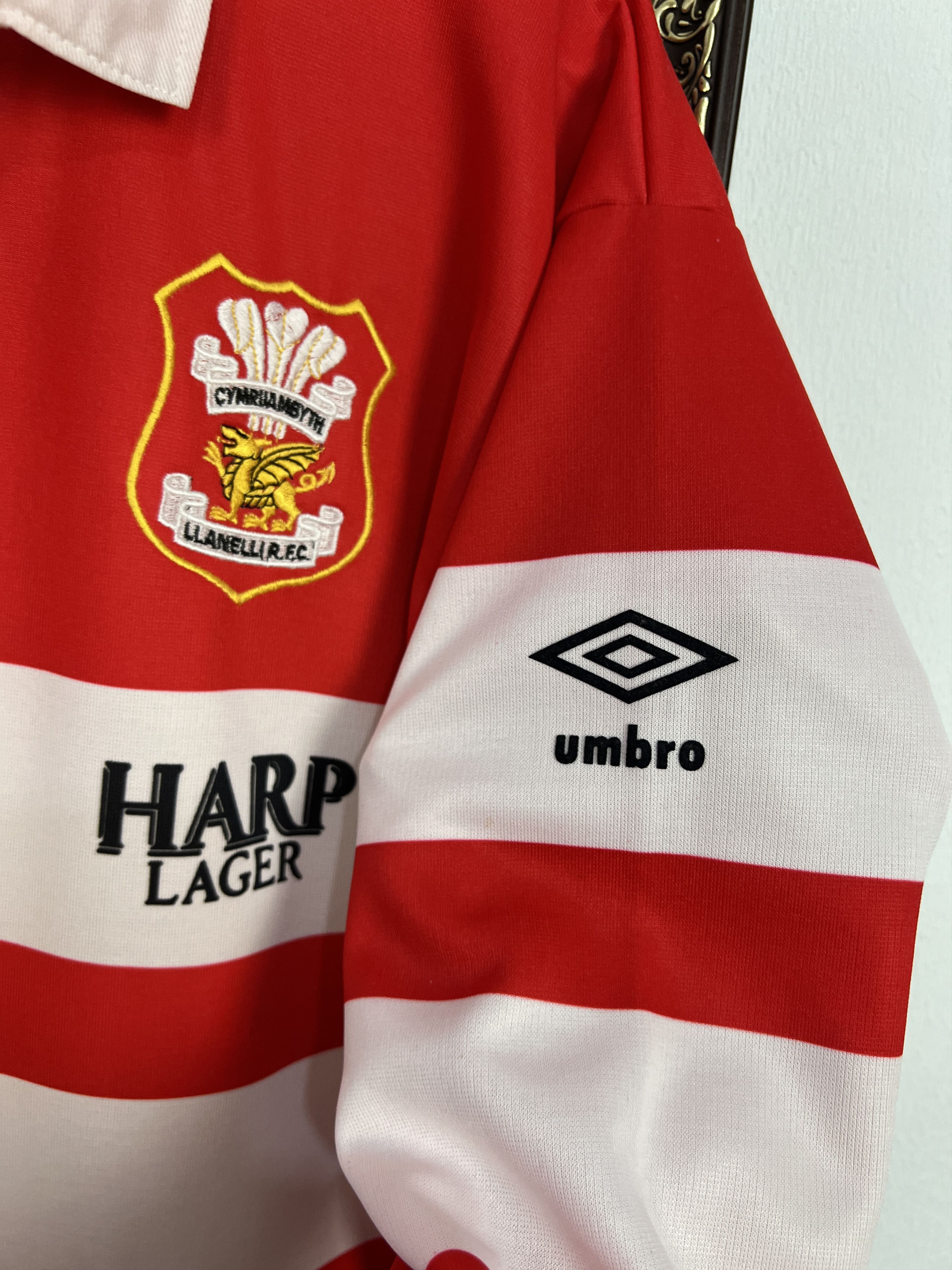 Umbro Rare Vintage 1992 Llanelli Rugby Union Umbro Jersey Shirt Size US M / EU 48-50 / 2 - 4 Thumbnail