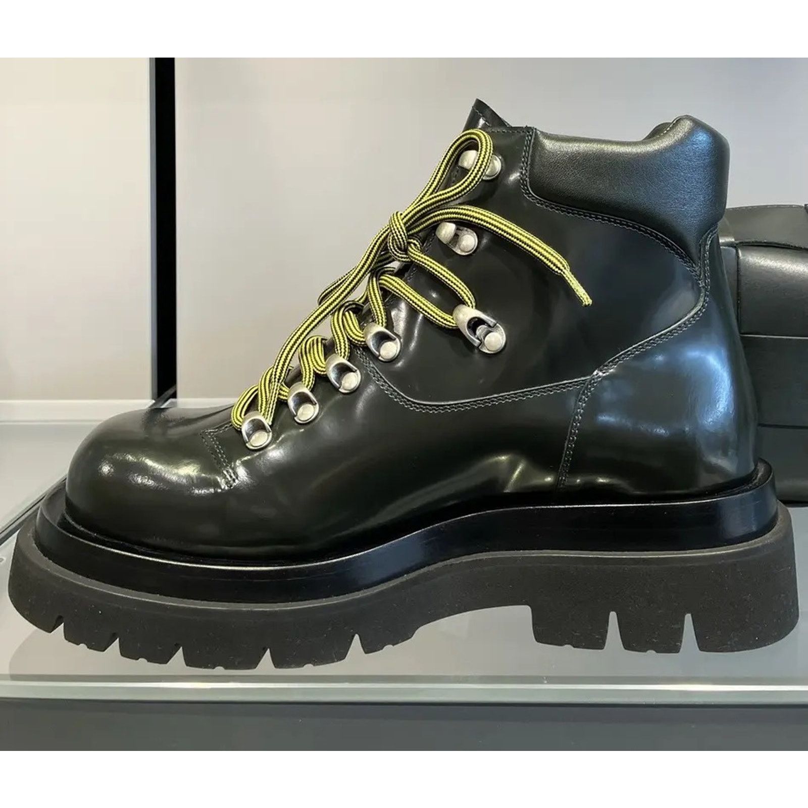 Bottega Veneta o1rshd1 Q:2 / Lug Hiking Ankle Boots in Dark Green Size US 12 / EU 45 - 2 Thumbnail