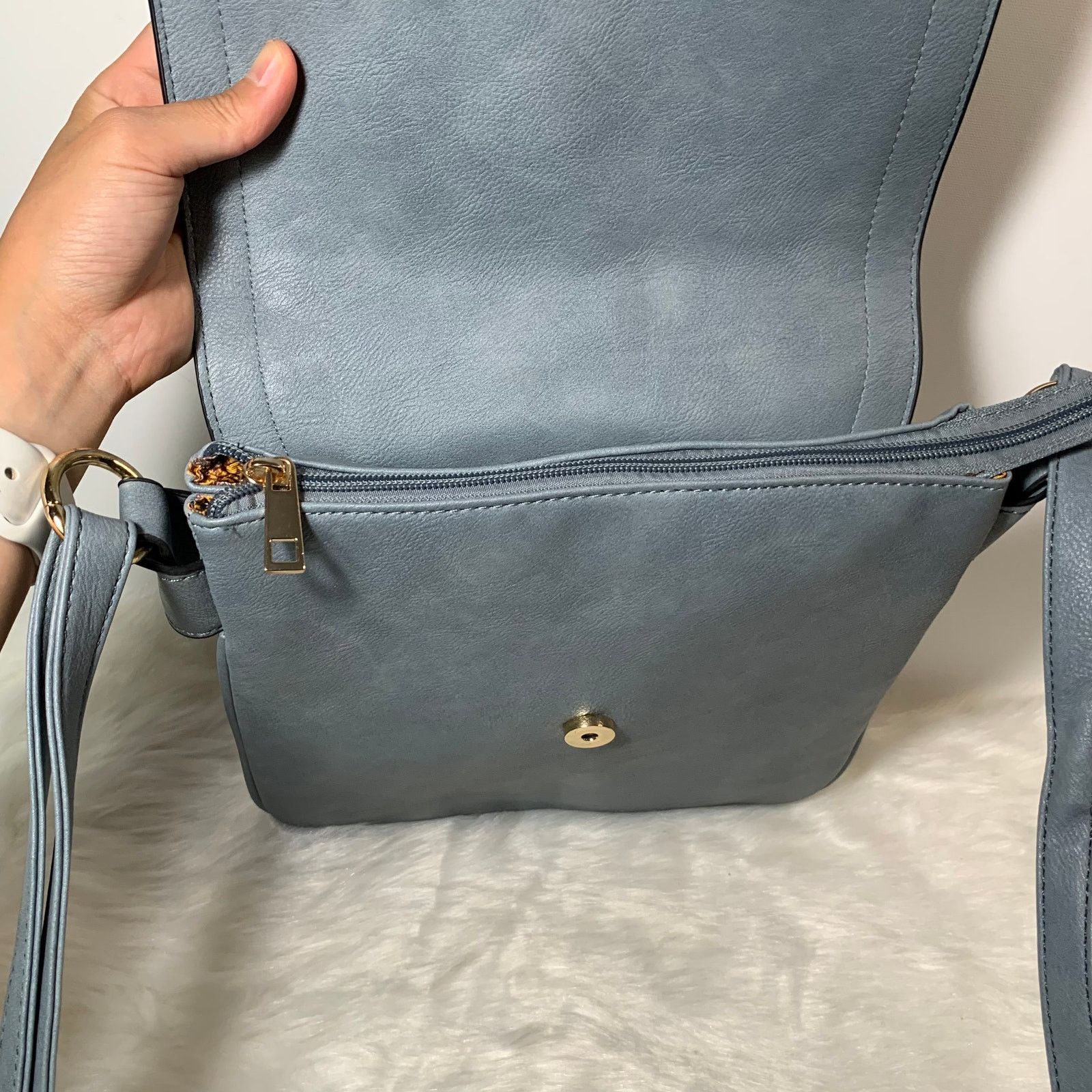 Other Women's Crossbody Blue Faux Leather Bag Size ONE SIZE - 14 Thumbnail