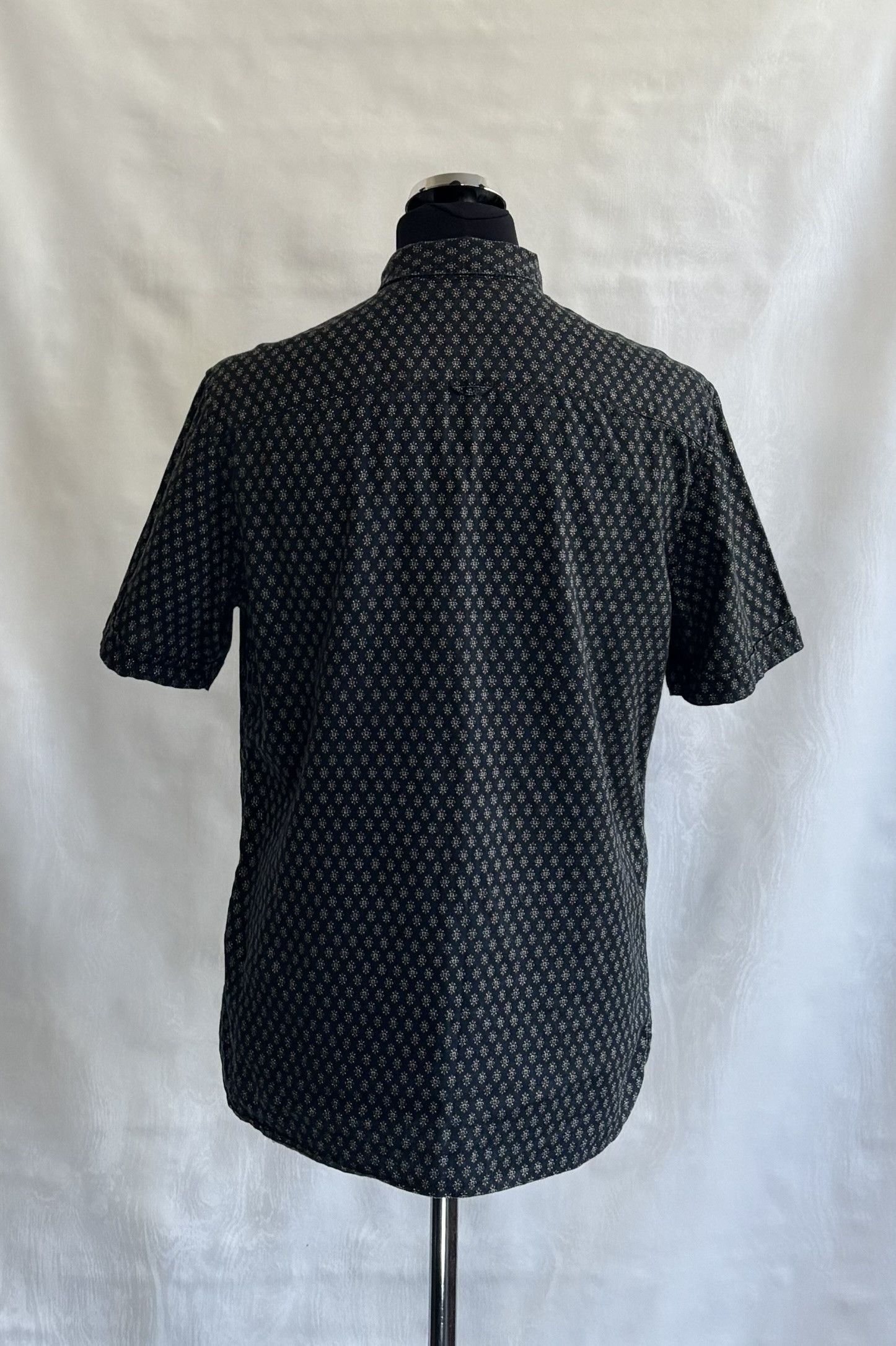 Allsaints Allsaints shirt size L Size US L / EU 52-54 / 3 - 2 Thumbnail