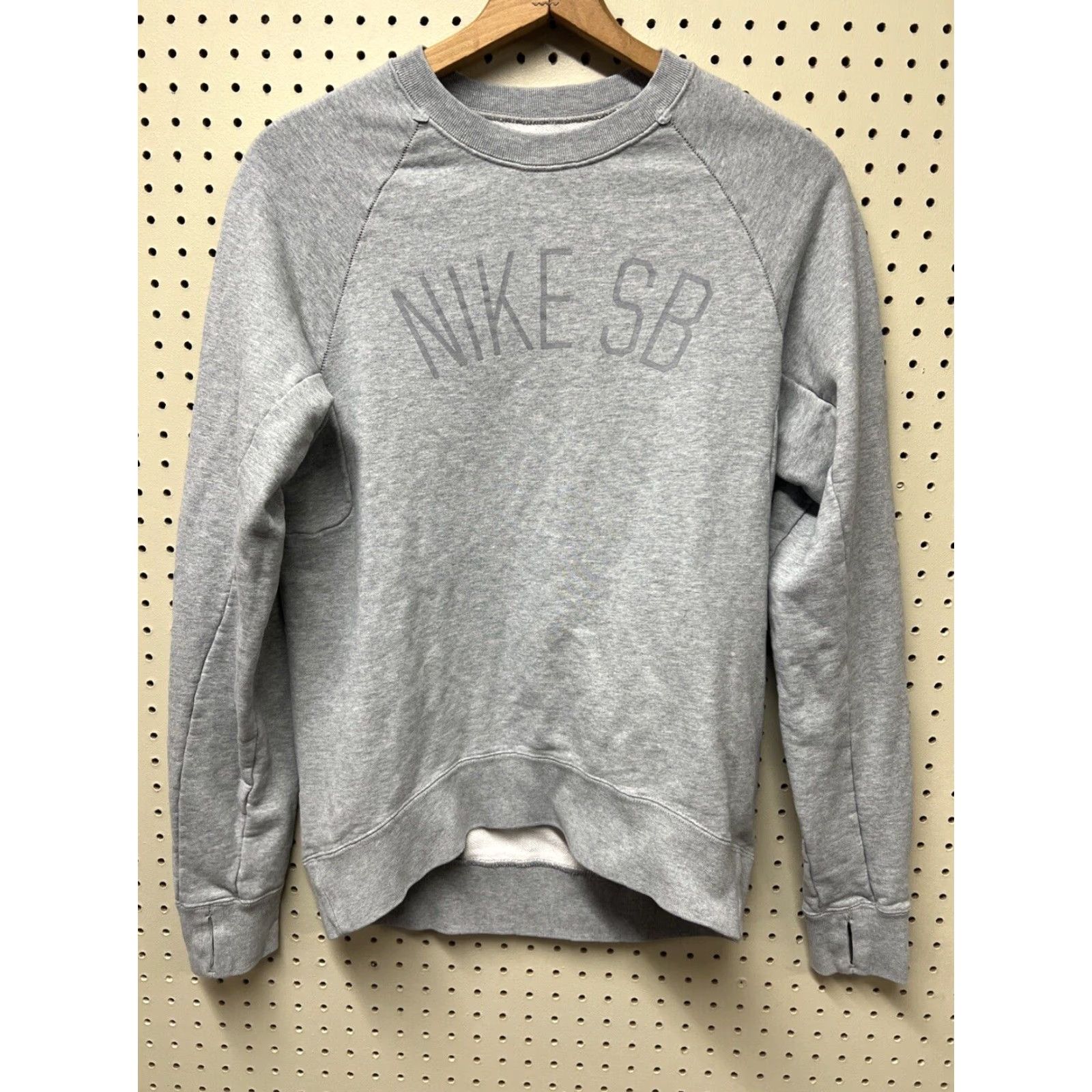 Nike Nike SB Sweatshirt Crew Neck Pullover Mens Size M Gray Navy Logo Knit Cotton Classic All Seasons Skateboarding Shirt Size US M / EU 48-50 / 2 - 2 Thumbnail