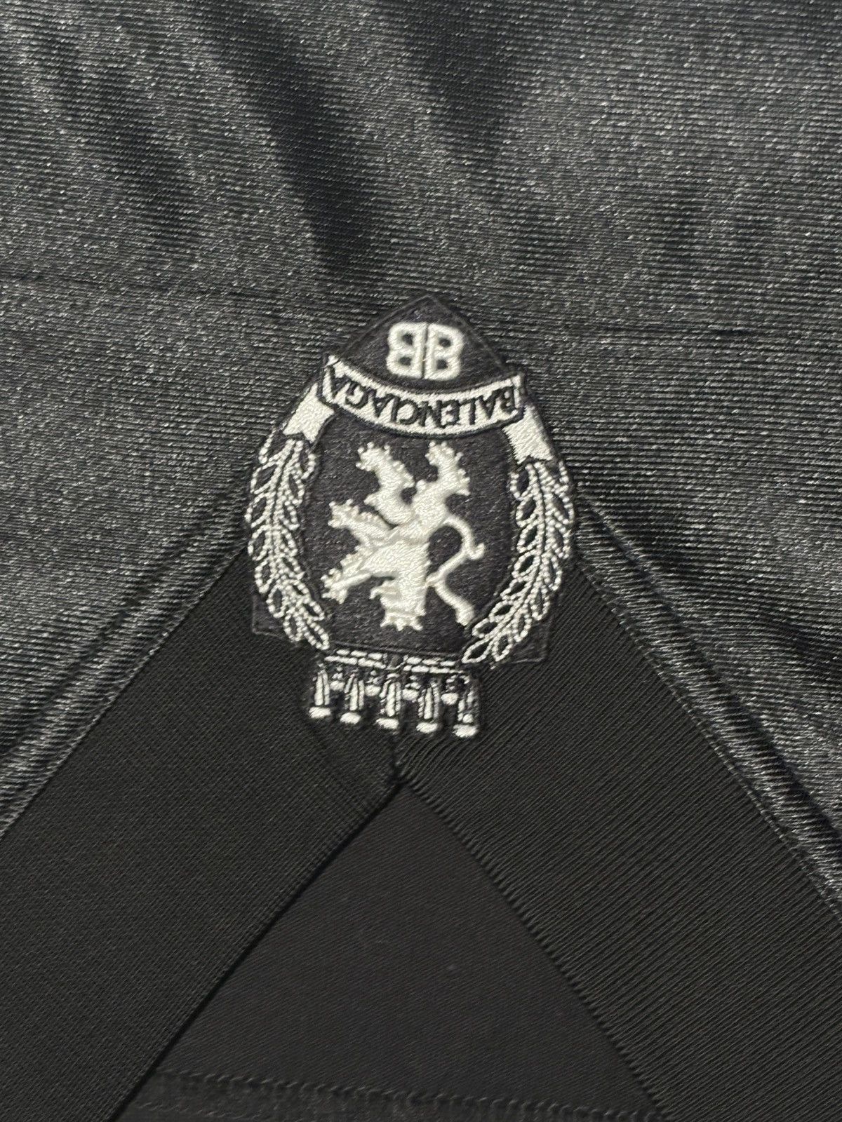 Balenciaga Balenciaga Unity Jersey Size US L / EU 52-54 / 3 - 5 Thumbnail