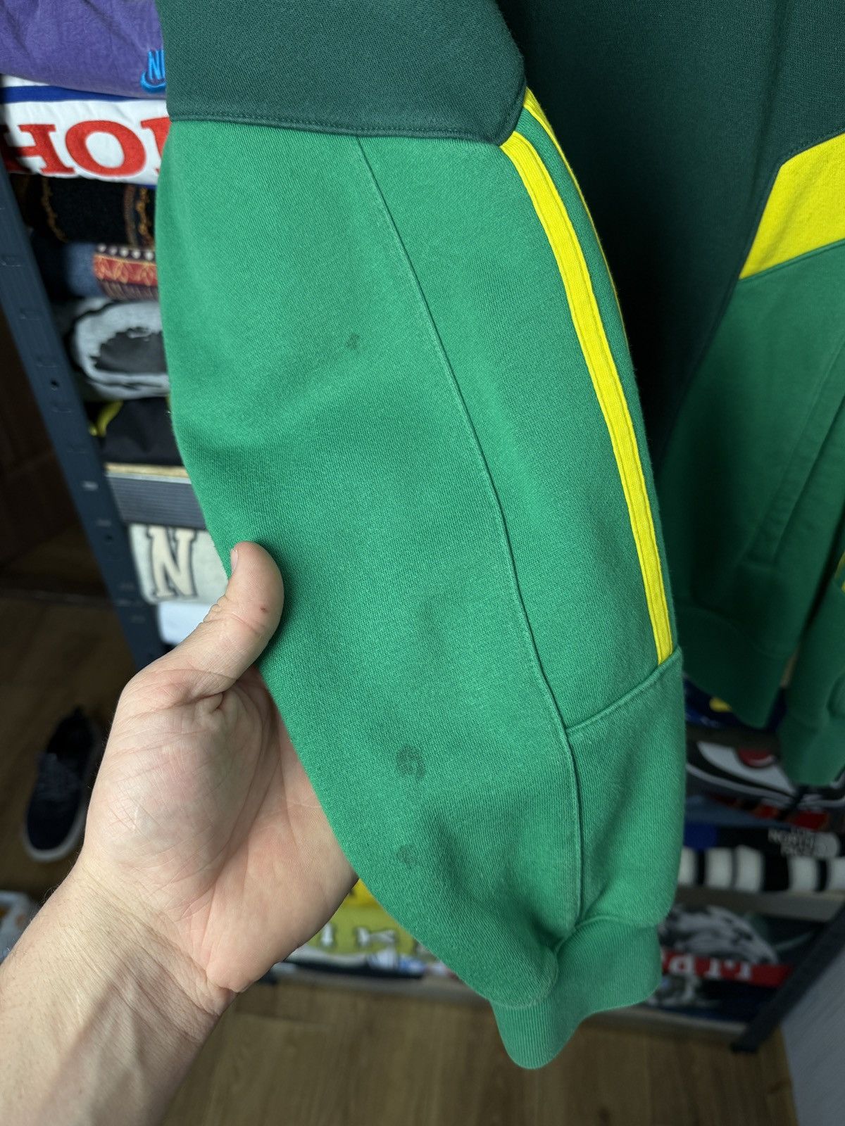 Adidas Adidas Center Logo Celtic Hoodie Size US S / EU 44-46 / 1 - 8 Thumbnail