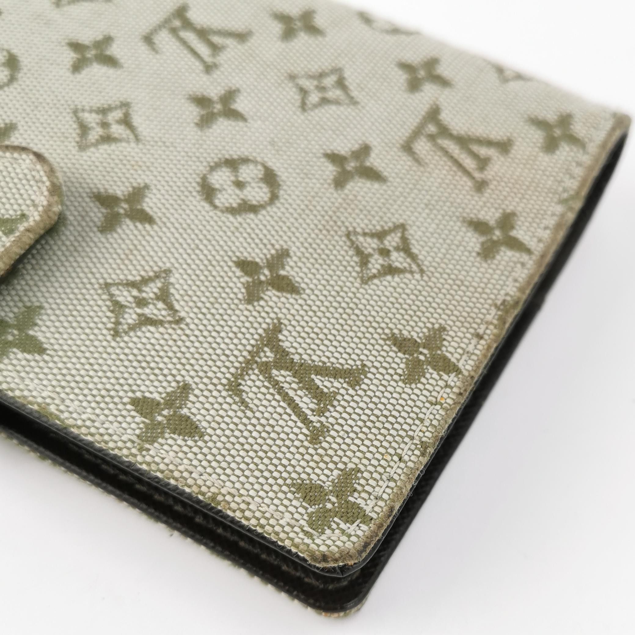 Louis Vuitton Louis Vuitton (LV) Canvas Monogram Notebook Leather Case -y Size ONE SIZE - 6 Thumbnail