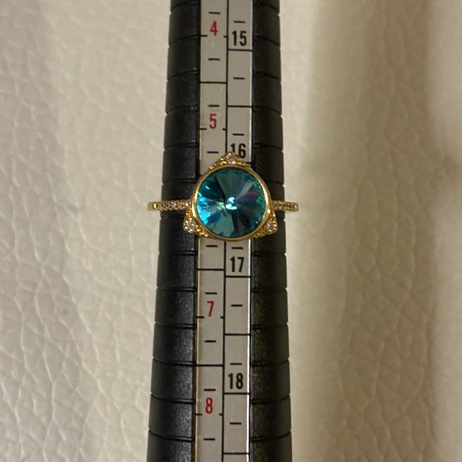 Other Vintage Gold Tone Statement Ring Blue Crystal Gem Size 7 Size ONE SIZE - 4 Thumbnail