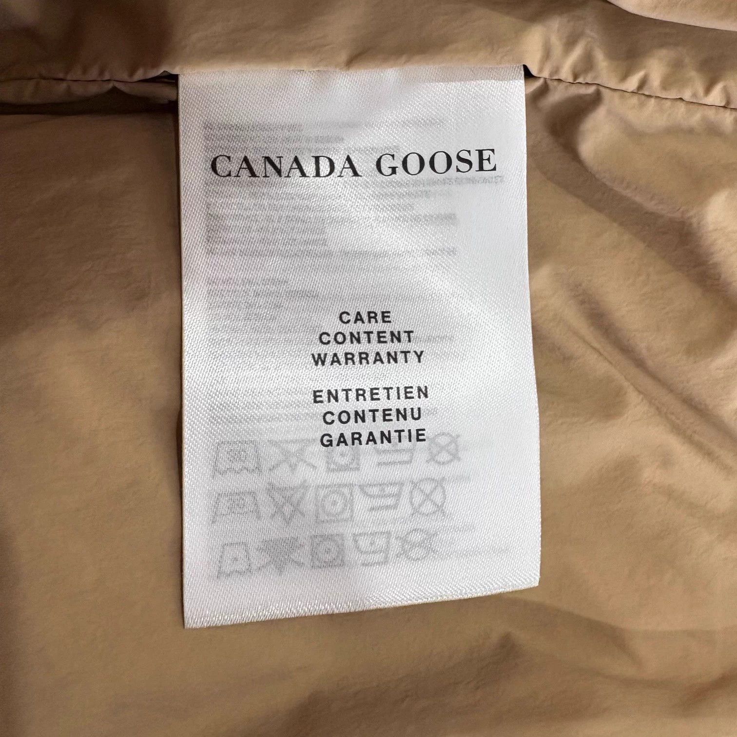 Canada Goose Canada Goose WILU Khaki Down Vest M Size US M / EU 48-50 / 2 - 5 Thumbnail