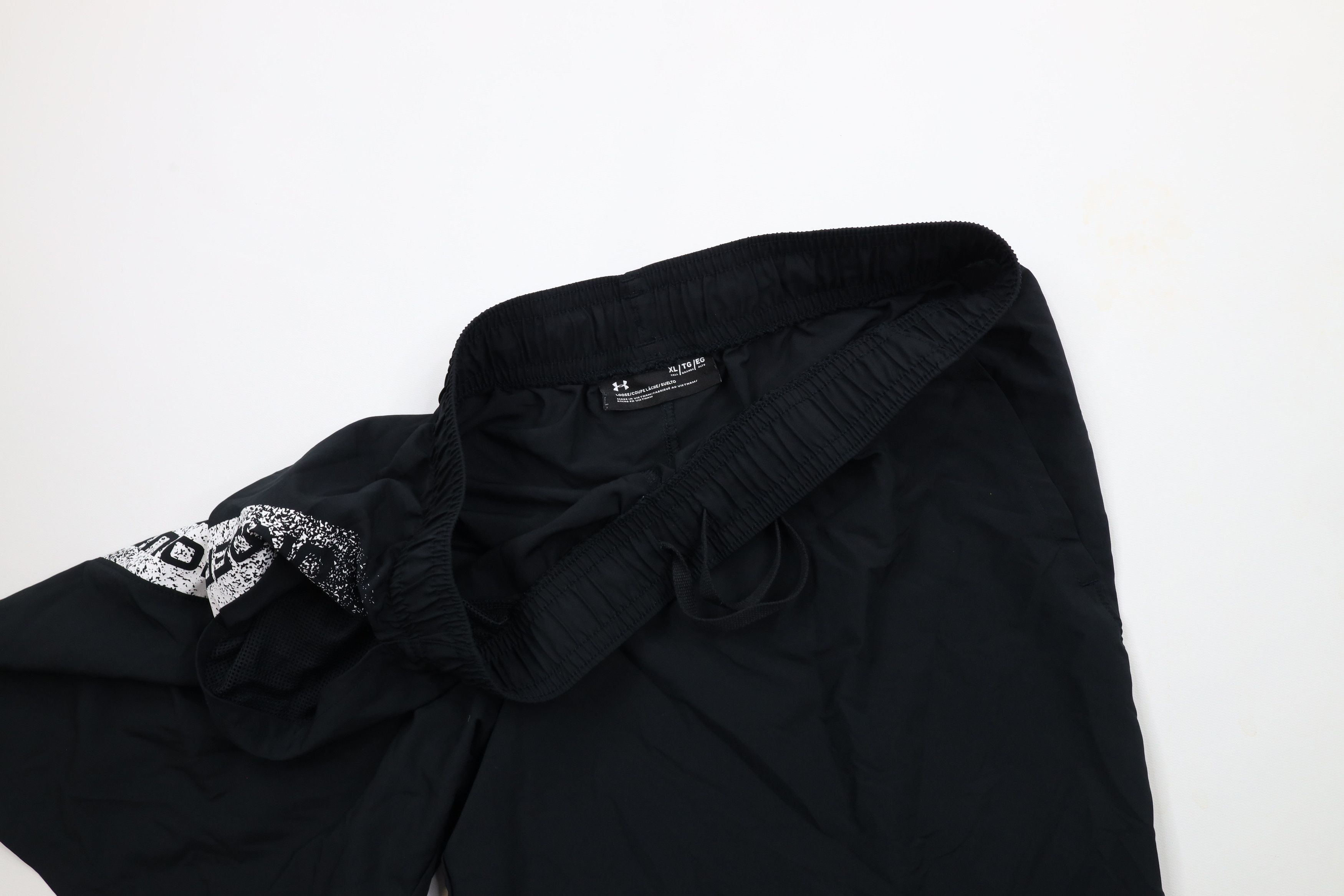 Under Armour × Vintage Under Armour Fit Above Knee Gym Training Shorts Black Size US 36 / EU 52 - 6 Thumbnail