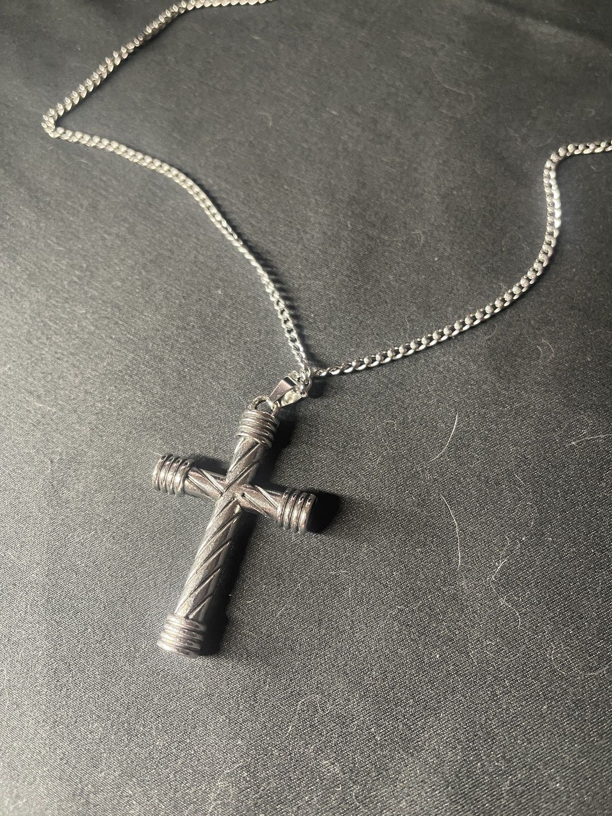 Other Silver cross necklace with chain Size 28 - 6 Thumbnail