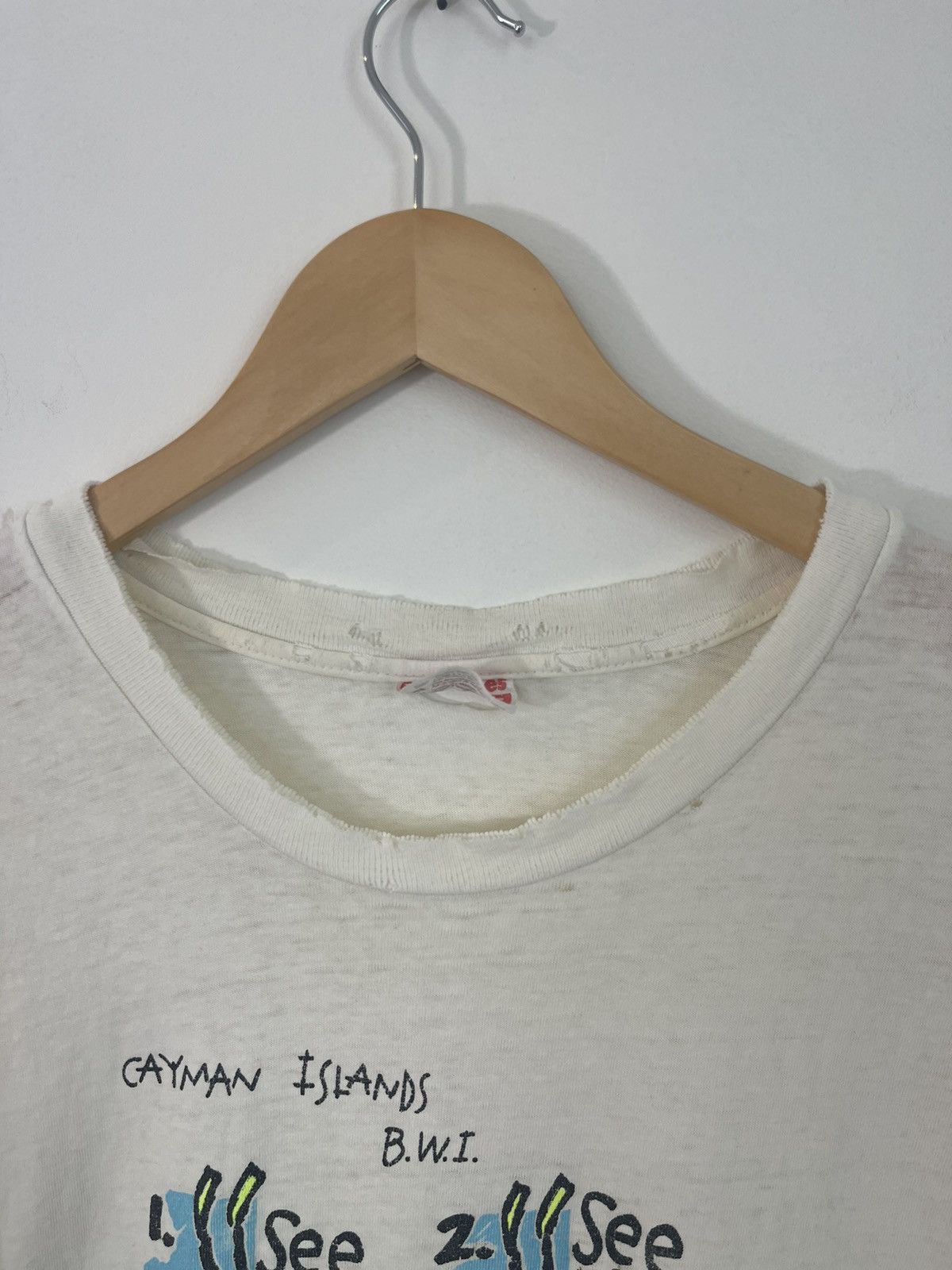 Vintage Single Stitch Sex Joke Thrashed Beach Tee Size US XL / EU 56 / 4 - 4 Thumbnail