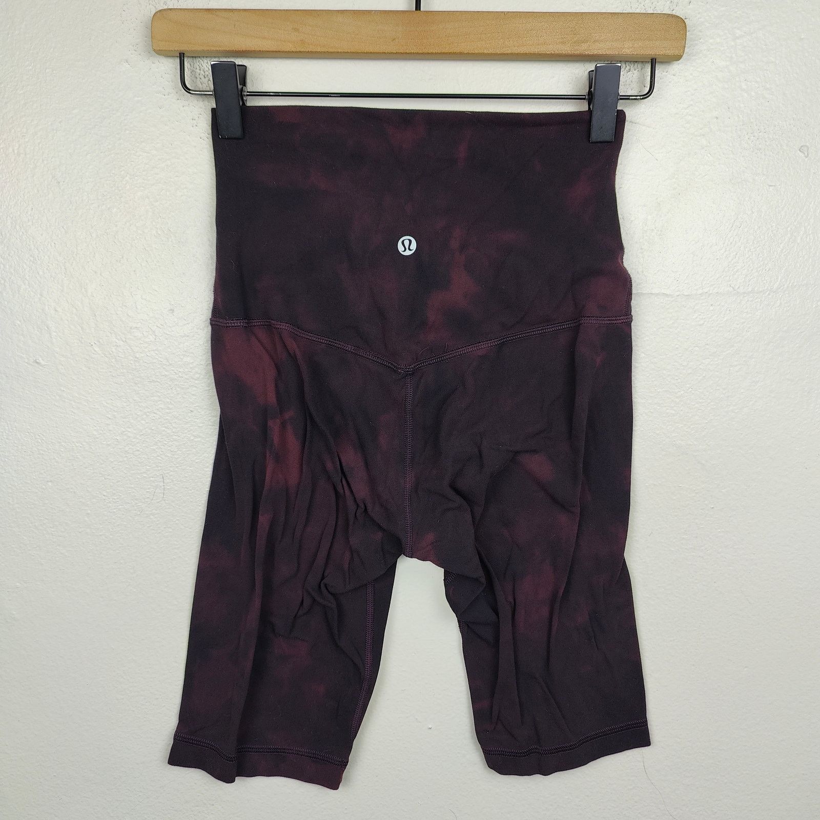 Lululemon Lululemon Align Super High Rise Short Diamond Dye 10" 4 Size 27" / US 4 / IT 40 - 3 Thumbnail