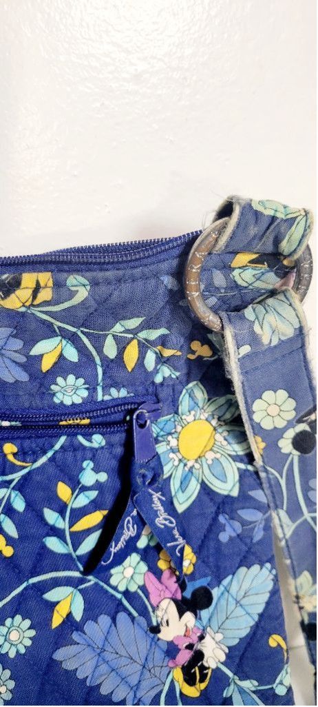 Vera Bradley Vera Bradley Dreaming with Mickey crossbody purse Size ONE SIZE - 2 Thumbnail